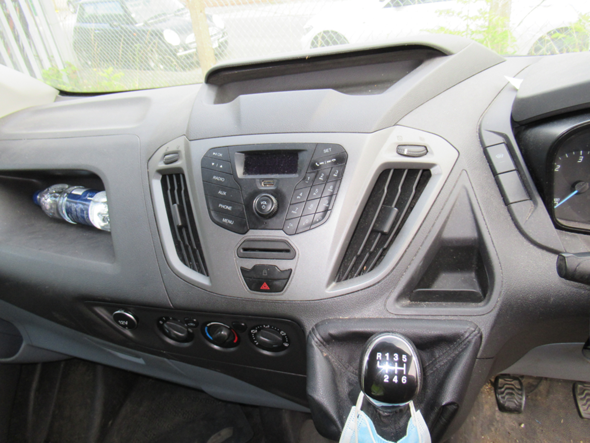 A 2014 Ford Transit Custom 290 ECO Tech - Image 9 of 12