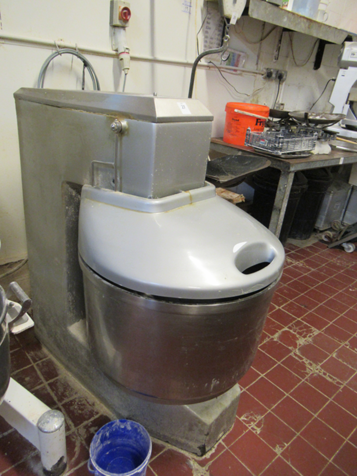 Floorstanding 3PH Food Mixer with 220mm Diameter Bowl and Cresza Norbake Control Panel - Image 2 of 3