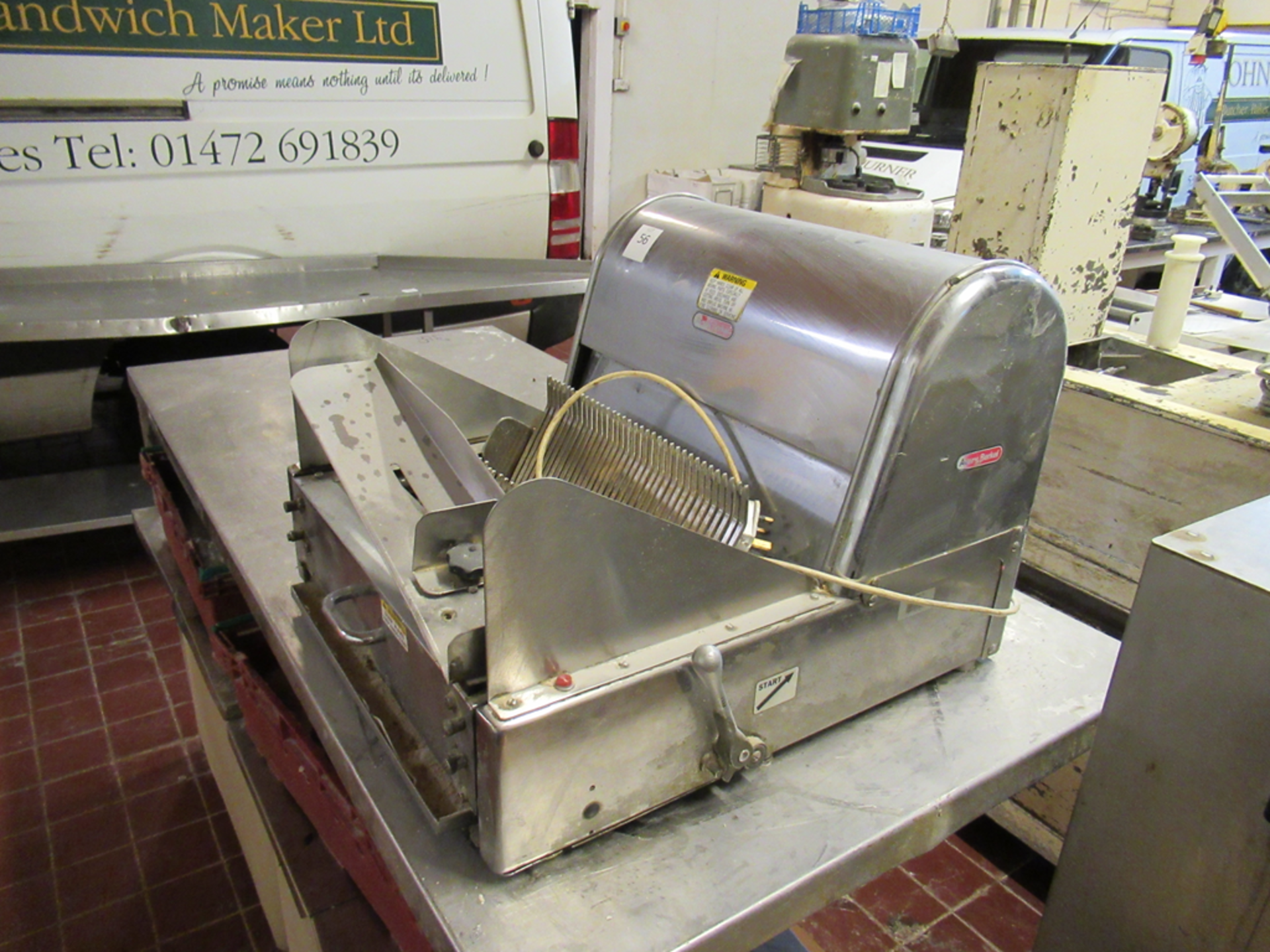Avery Berkel Model NB7-16 240V Bread Loaf Slicer - Image 2 of 3
