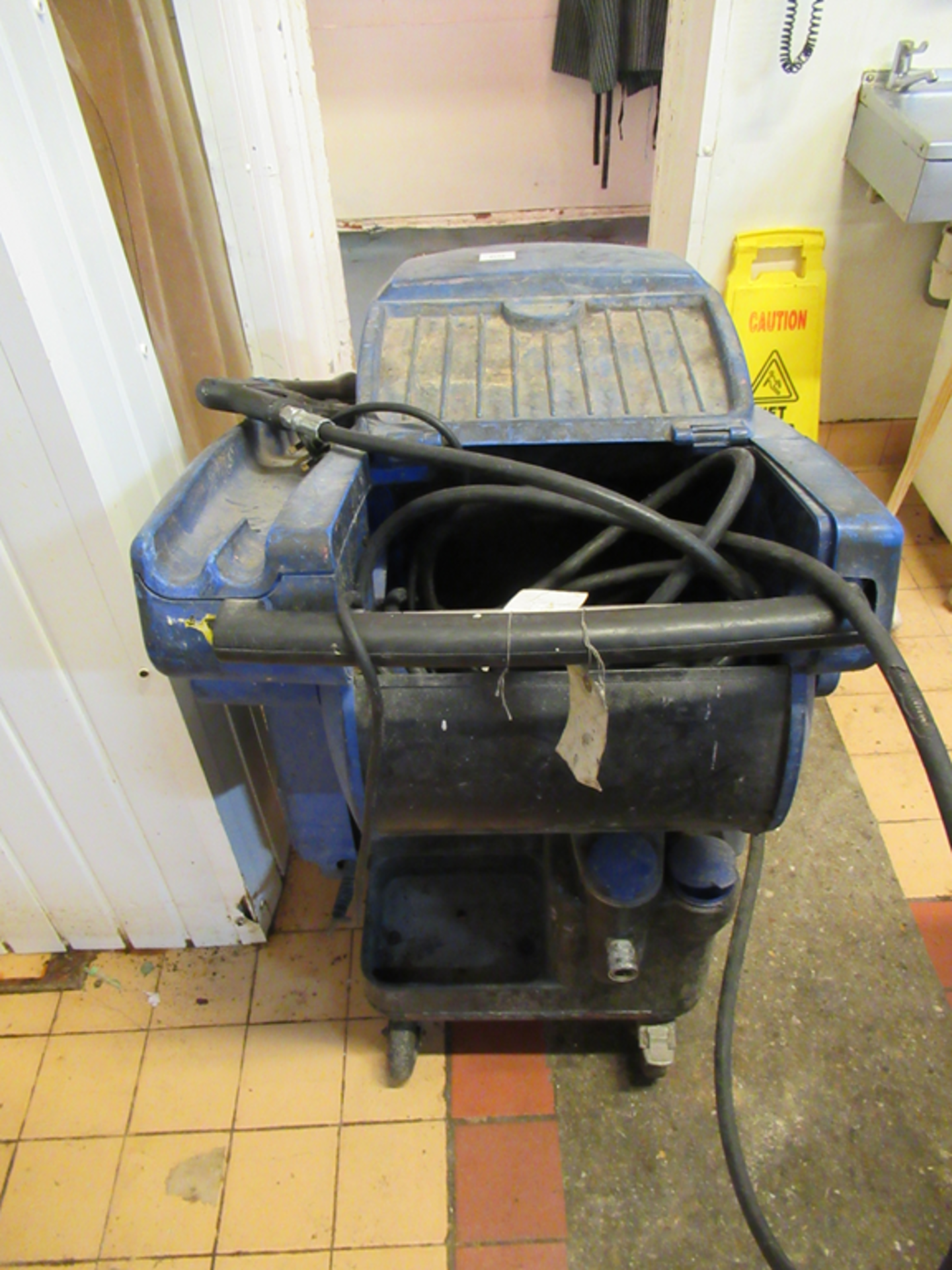 Alto Neptune Diesel Steam Cleaner - Image 5 of 7