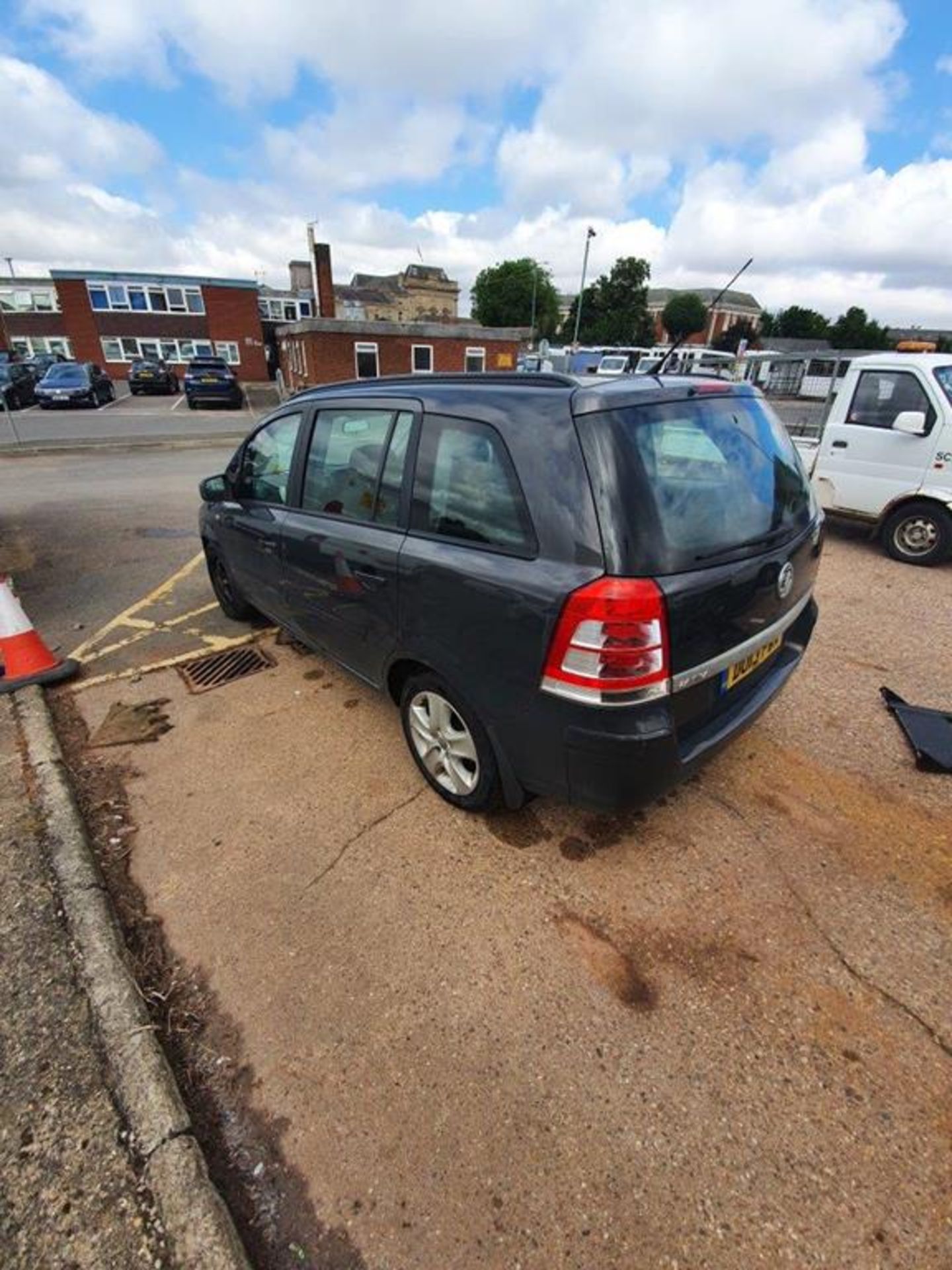 Vauxhall Zafira Diesel MPV - Image 5 of 18