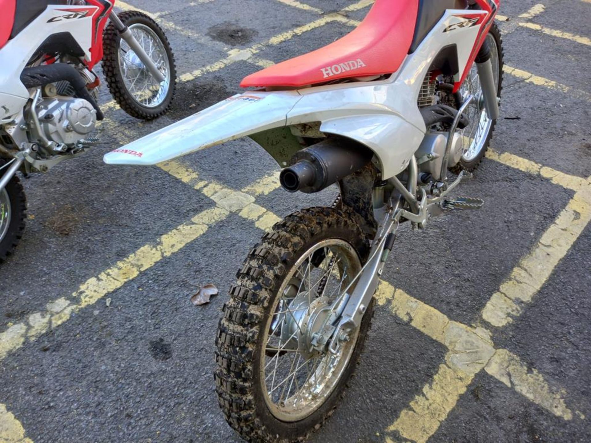 Honda CRF125FB Off Road Motorcycle (virtually unused) - Image 4 of 4