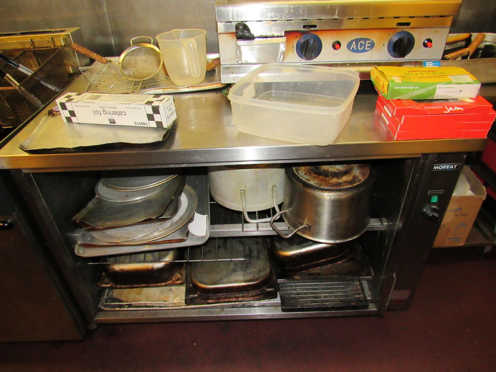 Moffat Heated Cabinet (out of use) with contents - Image 3 of 3