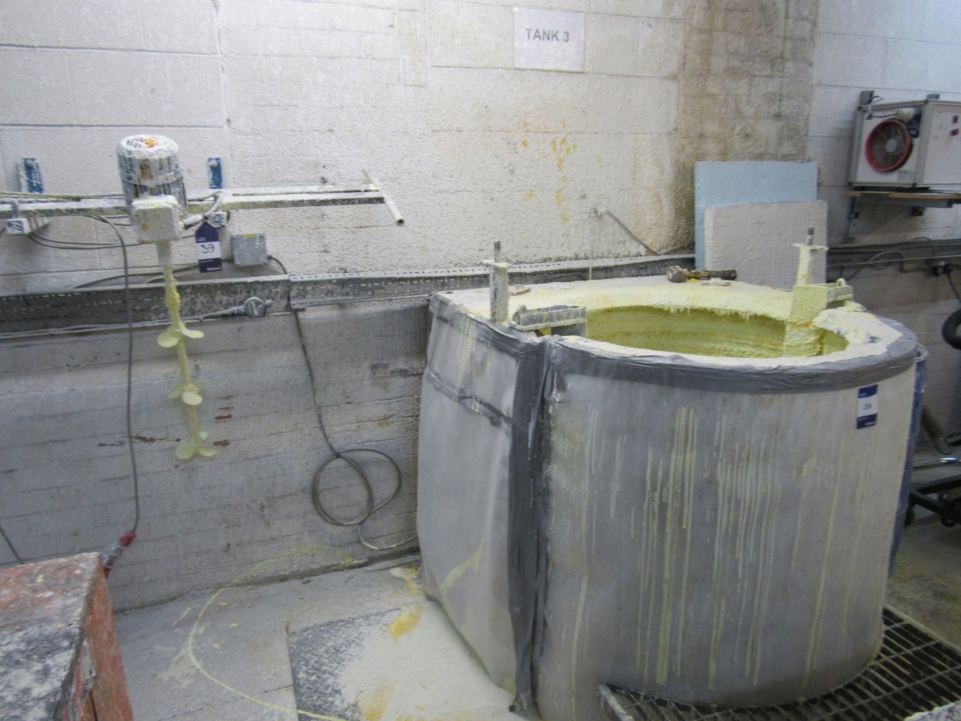 Slurry Mixing Tank with triple paddle mixer - Image 3 of 3