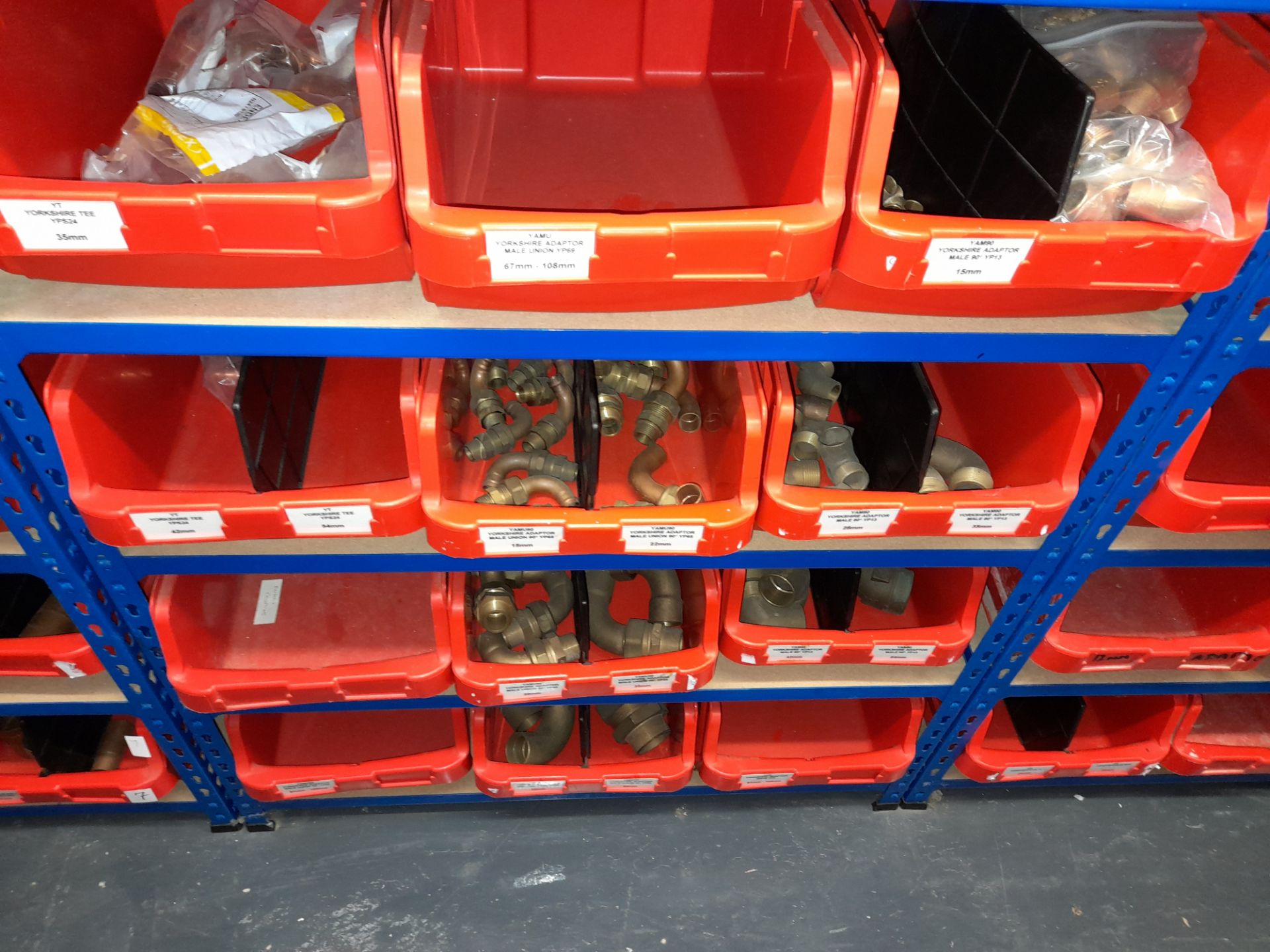 Large quantity of stock to 7 bays of racking to include Yorkshire Tee reducing fittings, connectors, - Image 10 of 19