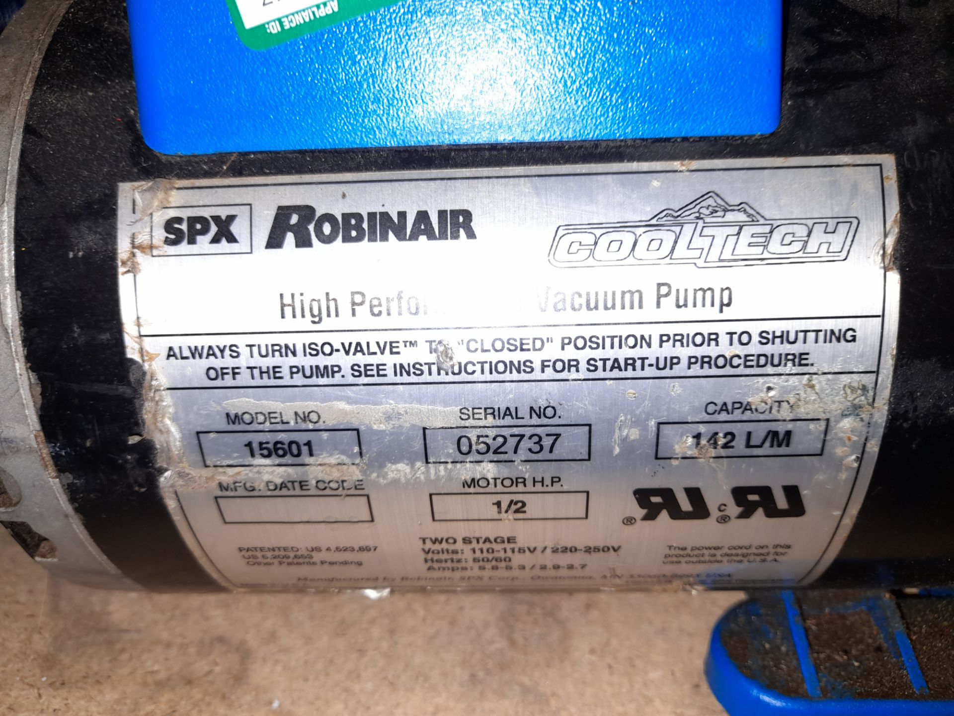 Robinair Cooltech 15601 High Performance Vacuum Pump 110v, serial number 052737 - Image 2 of 2