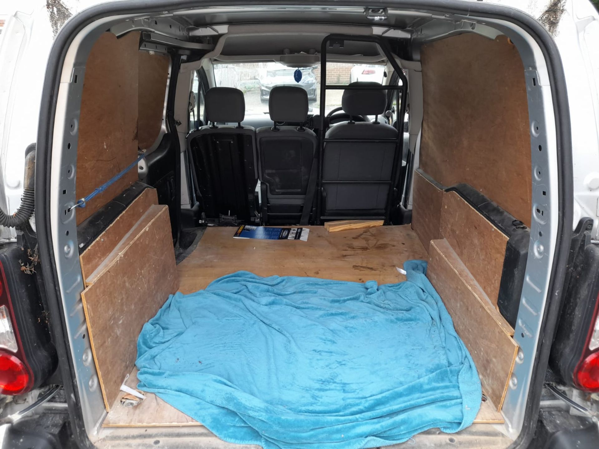 Citroen Berlingo L1 1.6 HDi 625kg Enterprise 75ps Van, registration BL62 NXU, first registered 28/ - Image 10 of 15