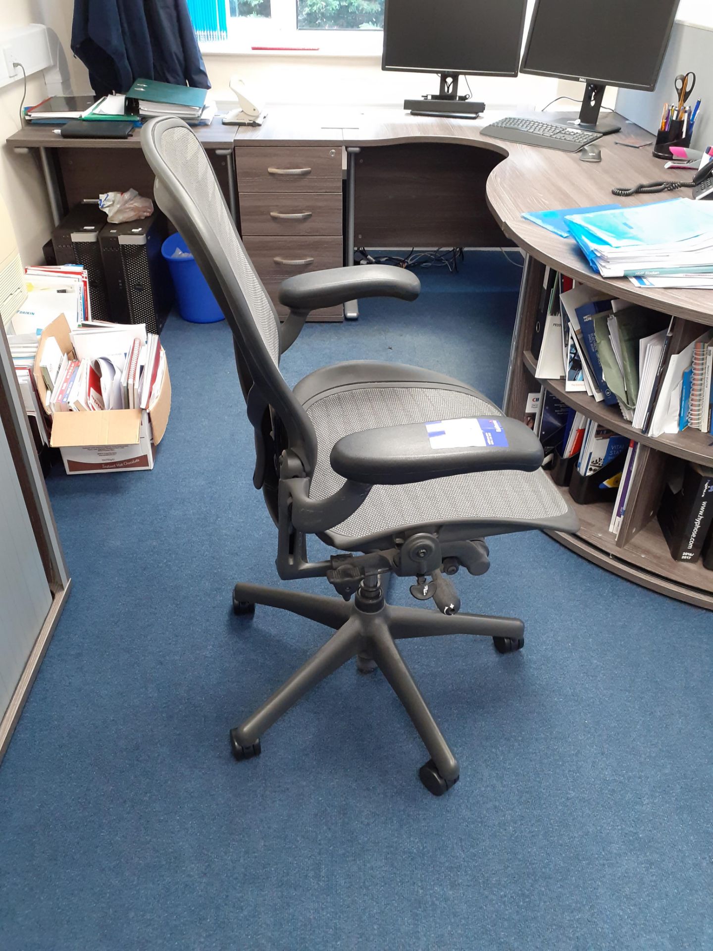 Hermann Miller Aeron Office Chair - Image 2 of 2