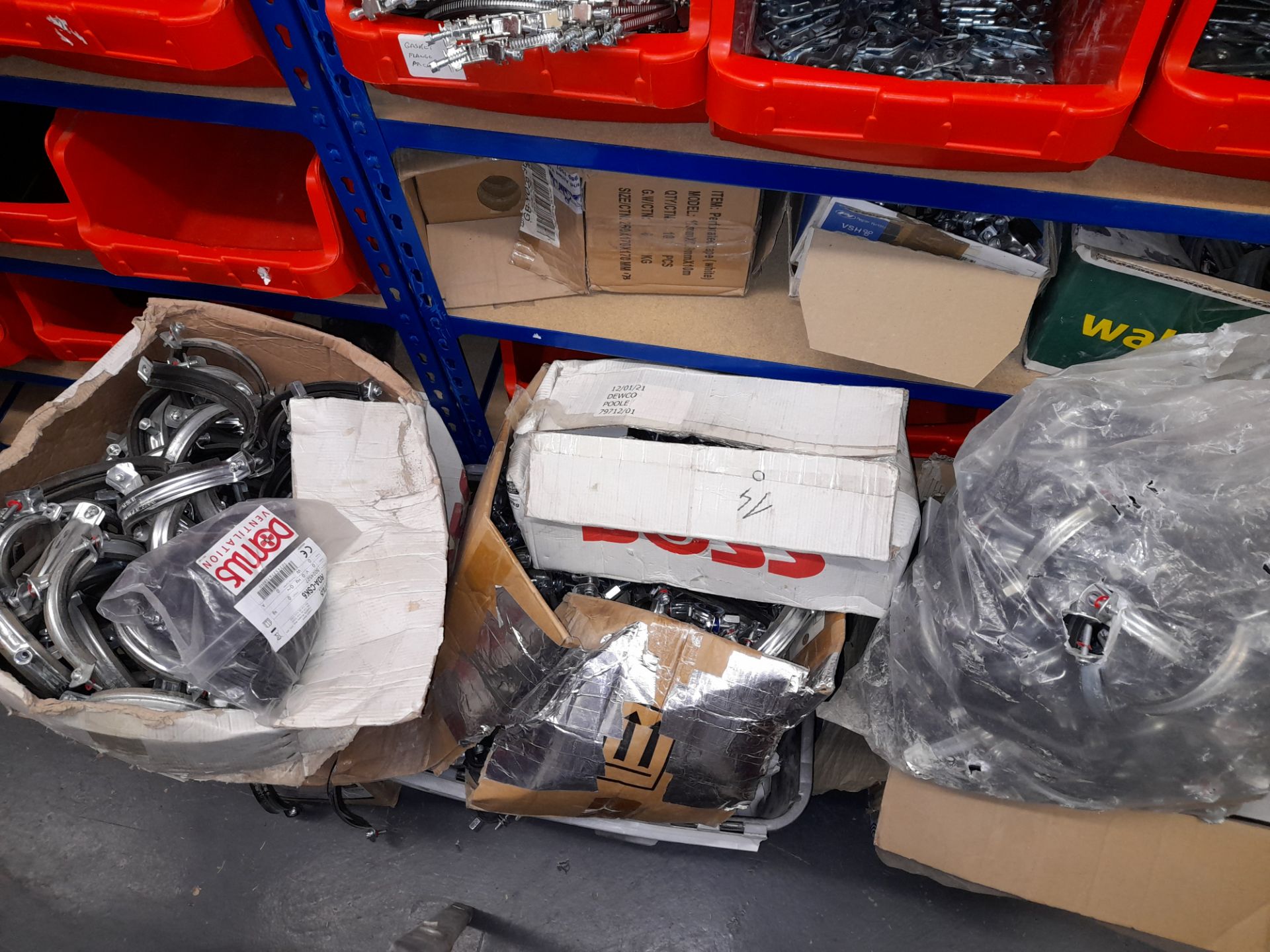 Large Quantity of stock to 13 bays, bolts, nuts, clamps, bracketry, fittings, washers, plastic - Image 23 of 41