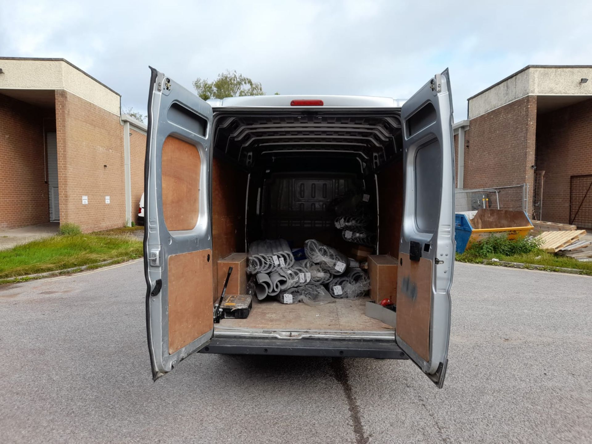 Citroen Relay 35 2.2 HDi H2 130ps Enterprise Van, registration LJ16 YHF, first registered 03/03/ - Image 10 of 16