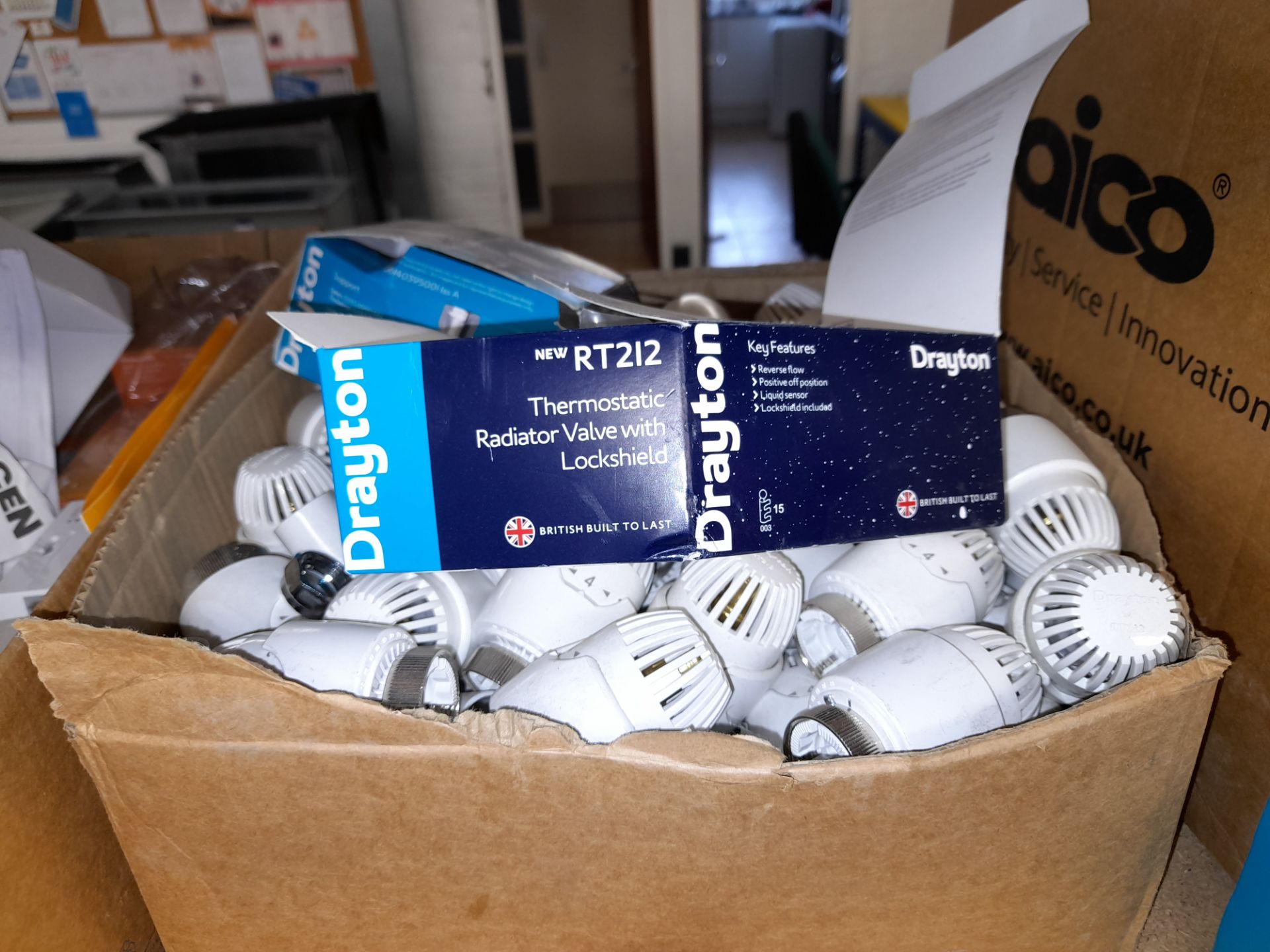 2 x boxes of Drayton RT212 Thermostatic Radiator valves & 1 x box of Heatmister Neo air control - Image 3 of 5