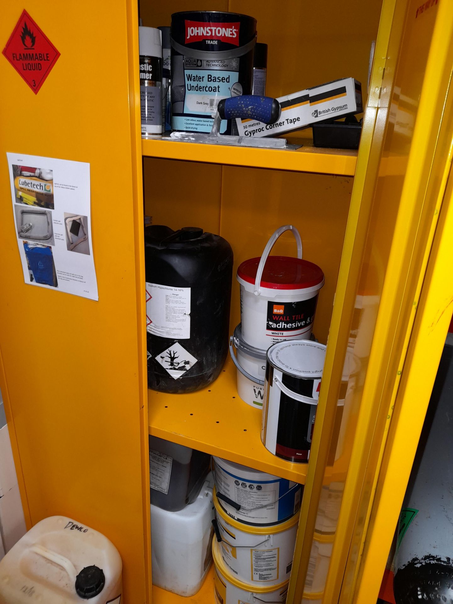 Chemical Cabinet & Contents - Image 3 of 3