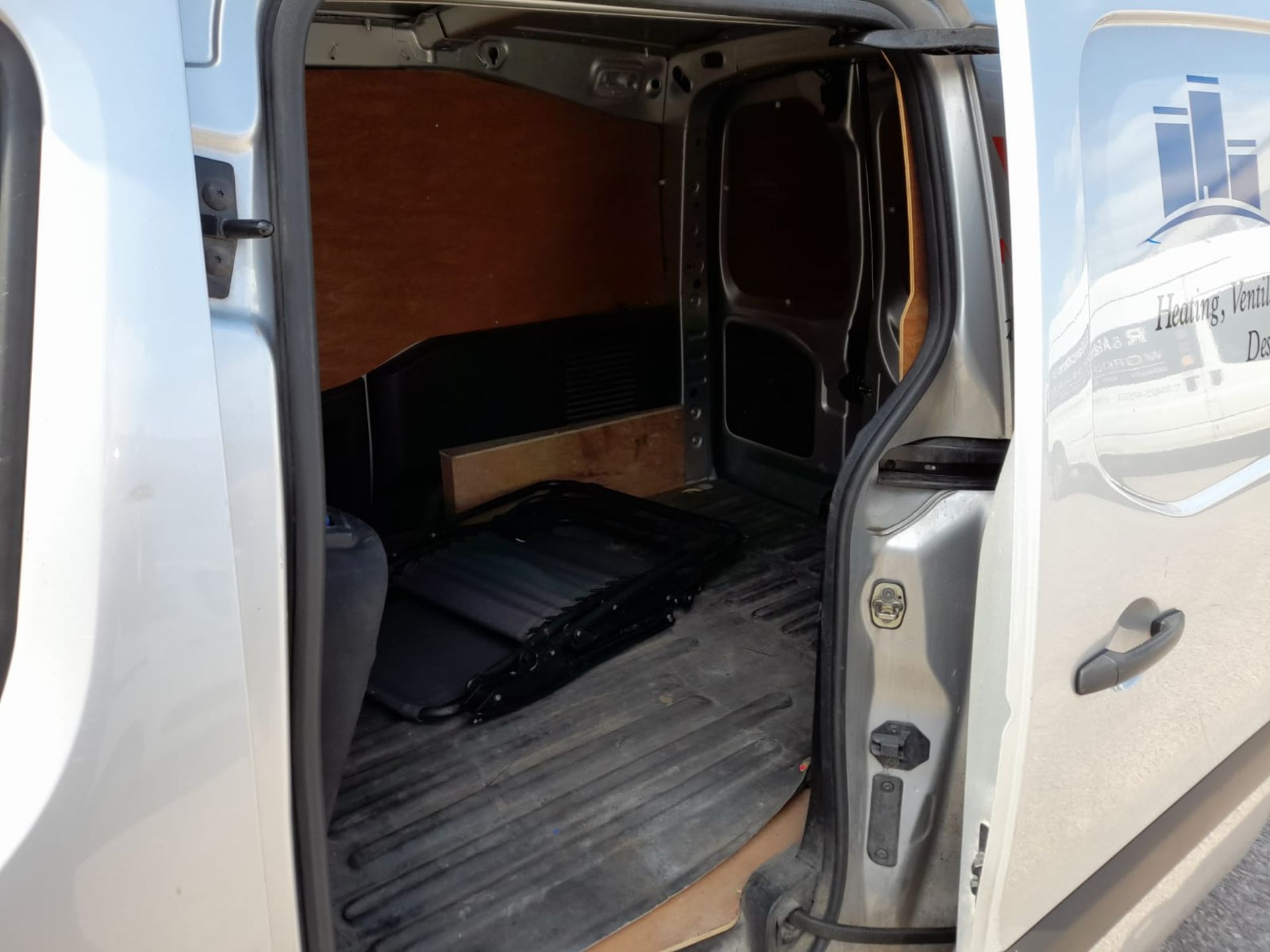 Citroen Berlingo L1 1.6 BlueHDi 625kg Enterprise 75ps Van, registration LB66 VVX, first registered - Image 13 of 16