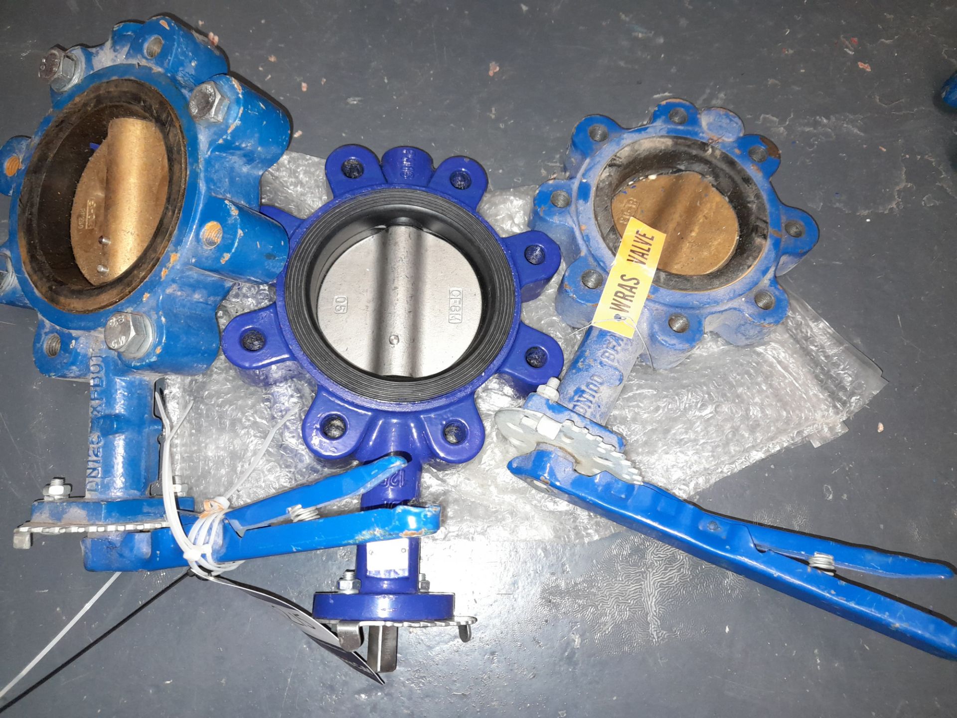 3 x Assorted valves - Image 2 of 2