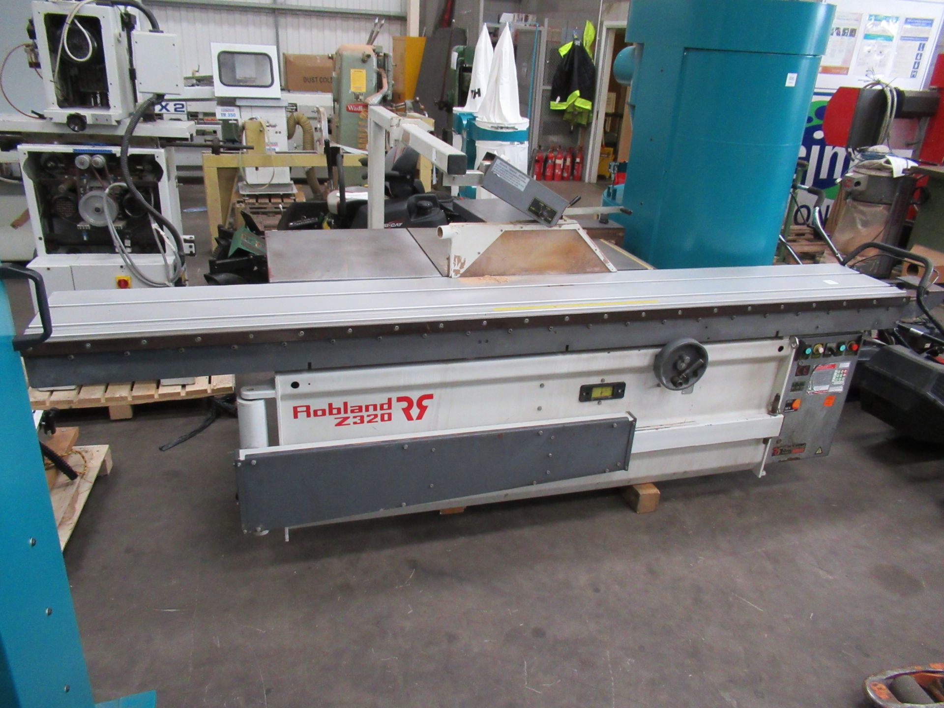 Robland Z320 Sliding Table Saw, YOM 2000,S/N 29994578, 3PH