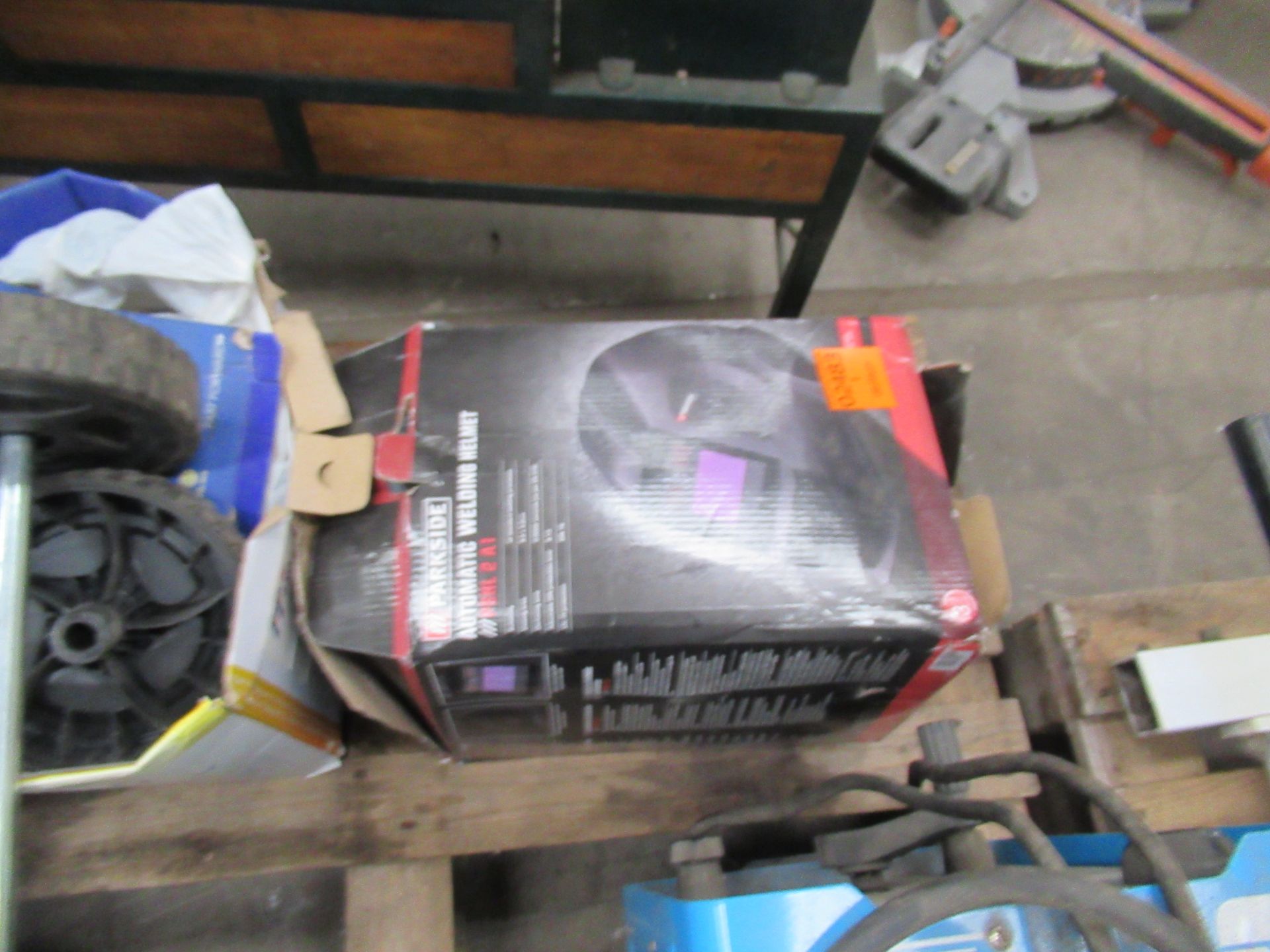 Pallet Including Clarke 260TE Welder, welding helmet, fan etc - Image 3 of 5