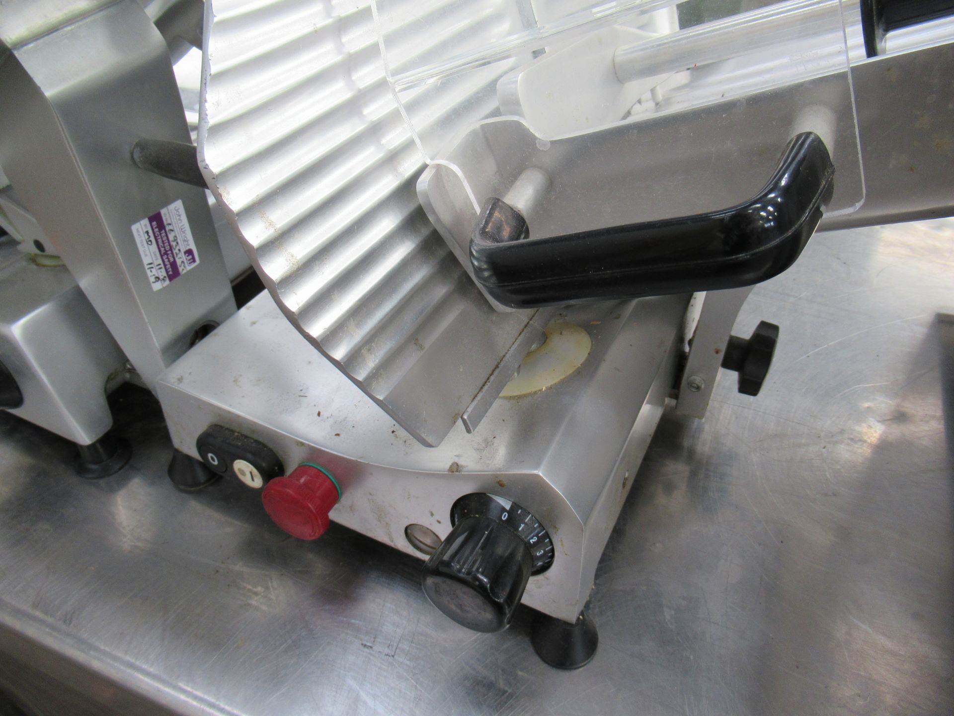 Linda Lewis F250 E meat slicer 240v - Image 2 of 2