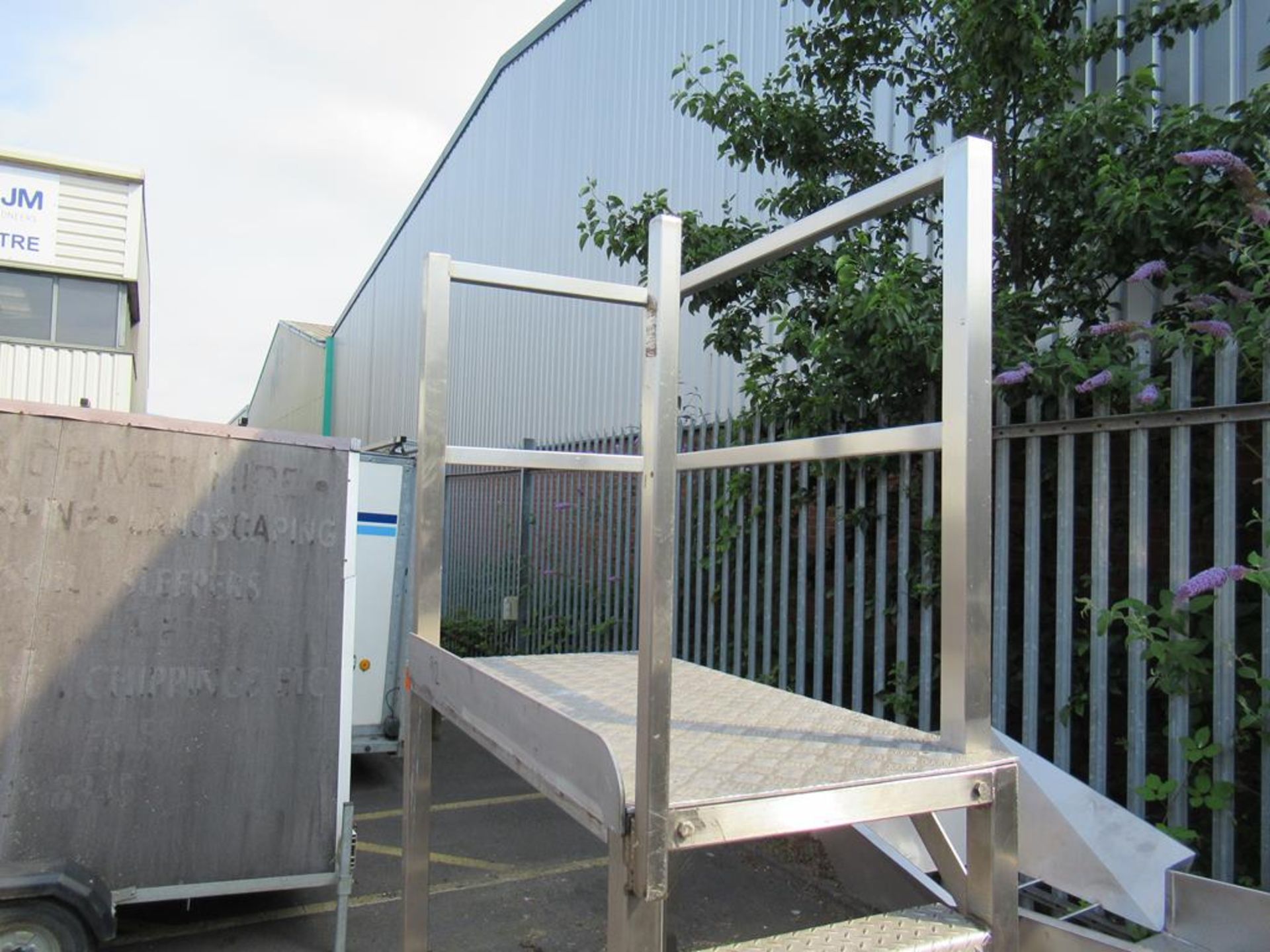 Stainless Steel Platform - Image 3 of 3