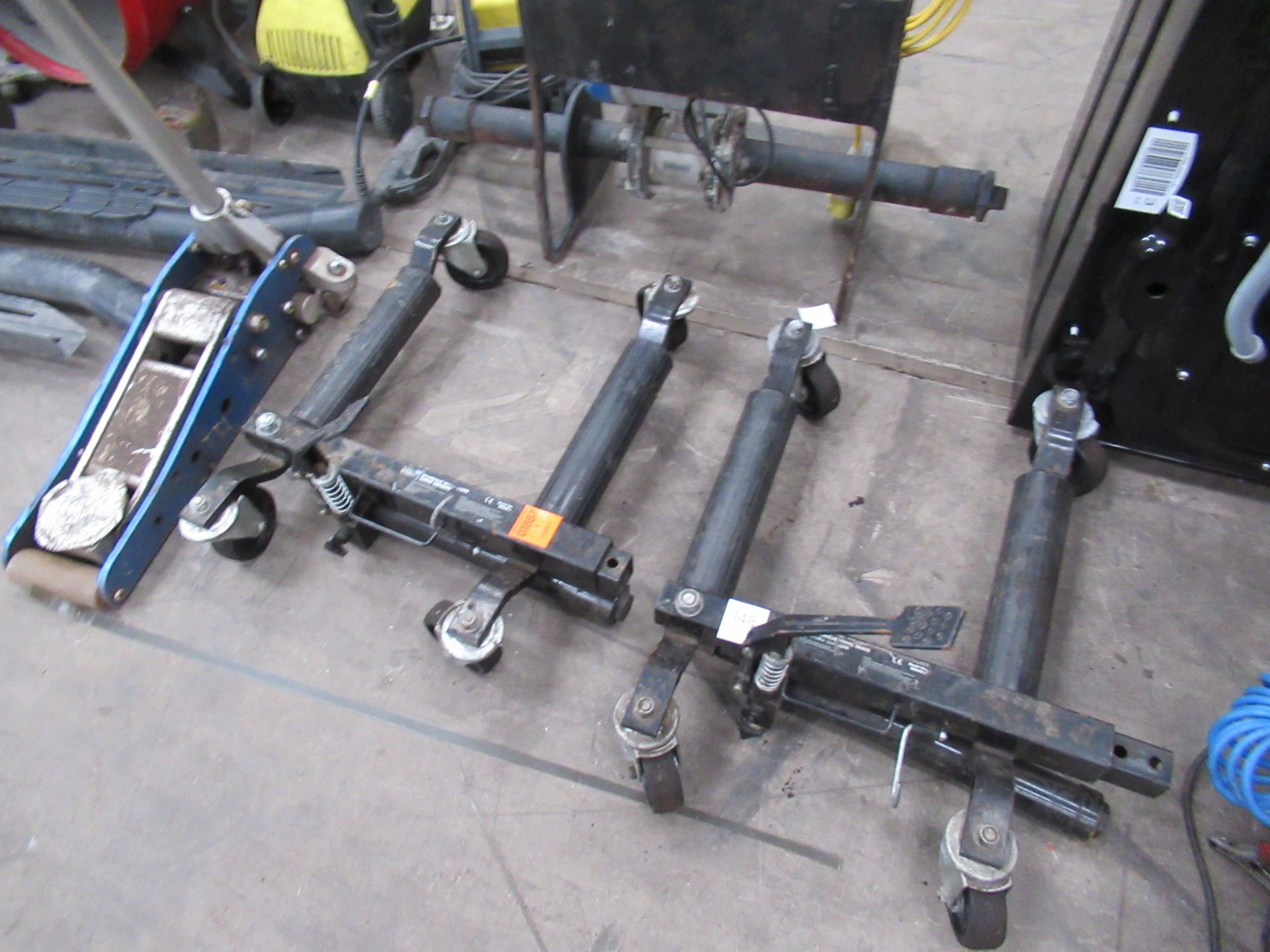 Sealey Hydraulic Wheel Skates, Michelin Trolley Jack and 450kg Engine Stand