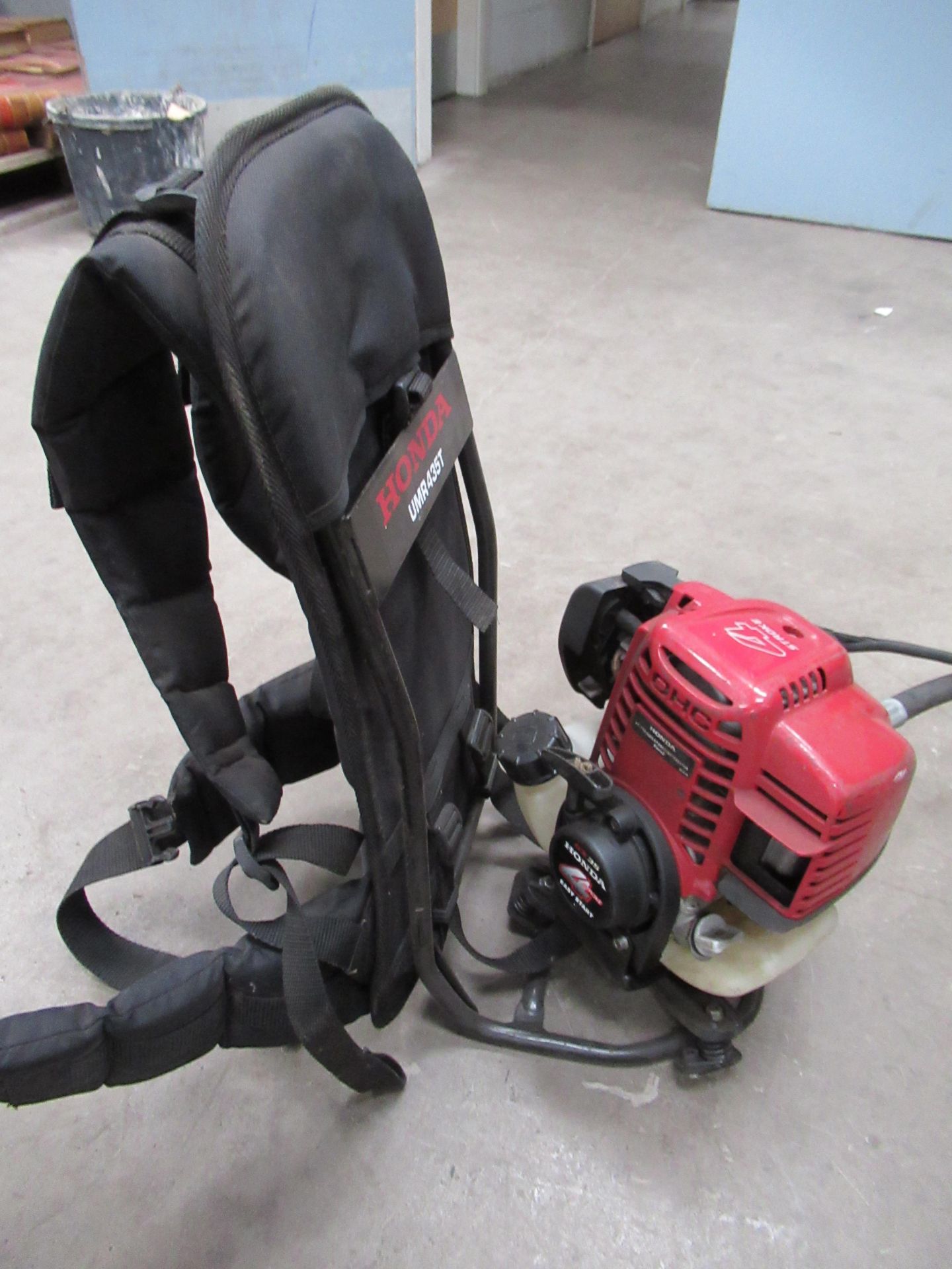 Honda UMR435T Backpack Strimmer - Image 4 of 4