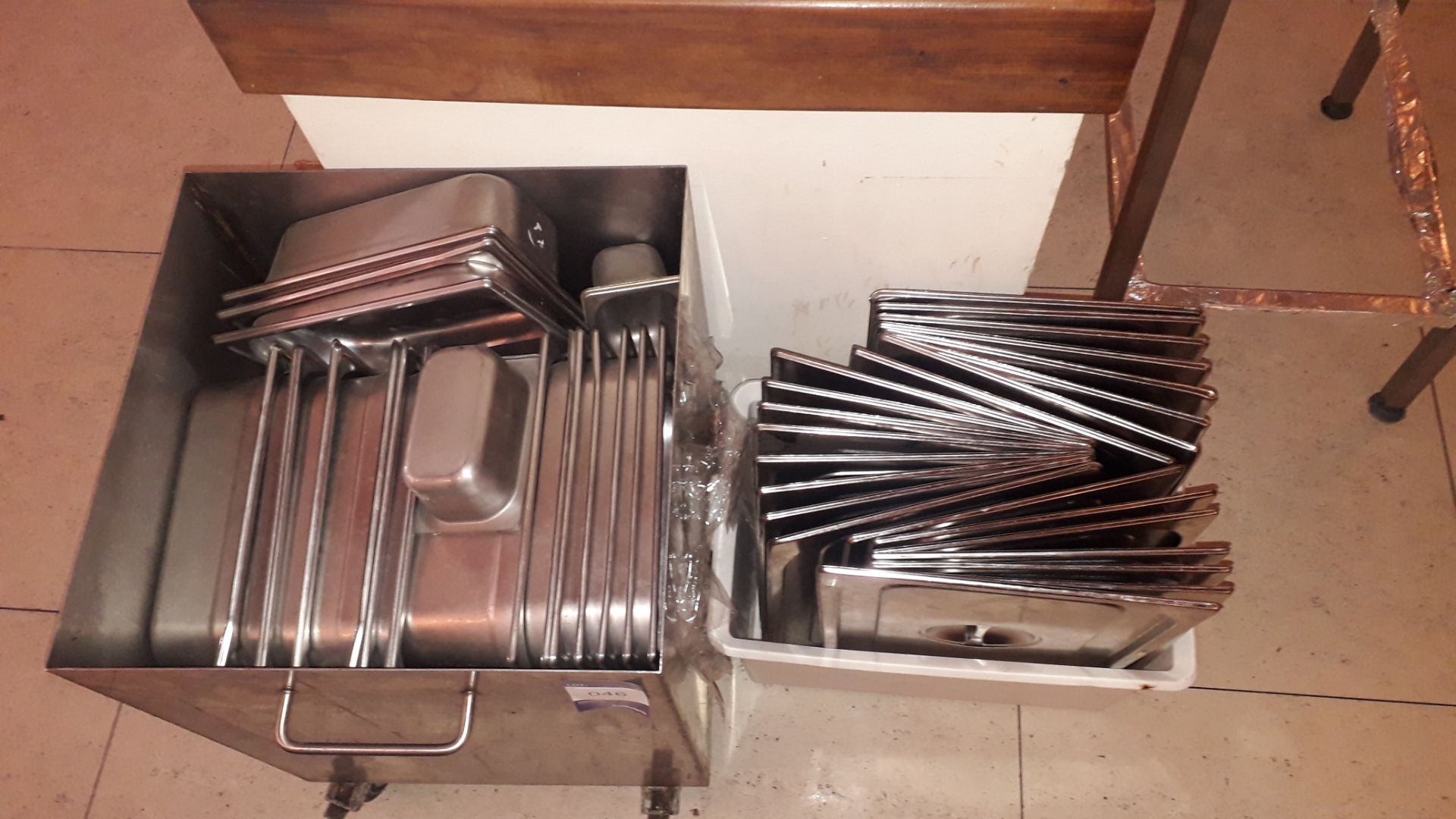 Quantity of stainless steel Gastronorm Pans, Lids & aluminium Ingredients Bin - Image 2 of 2