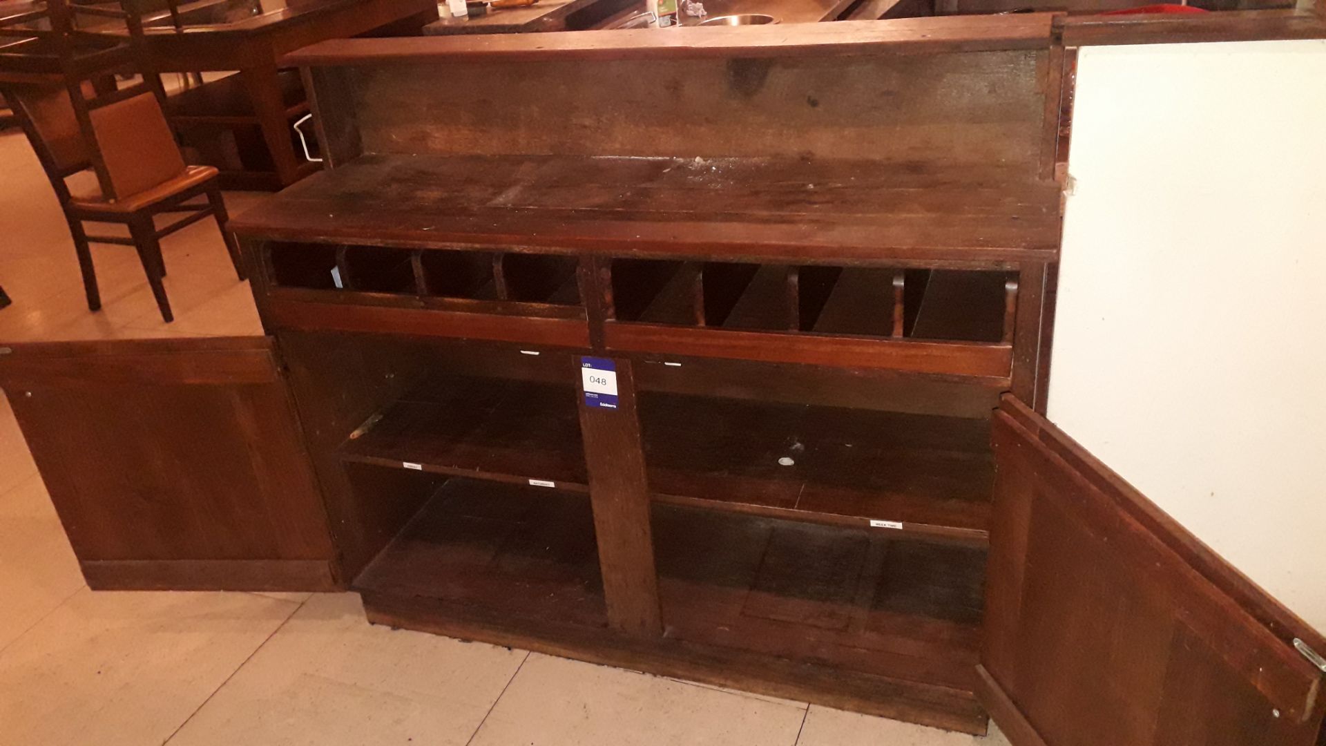 Solid wood Waiter Station, 1450 x 450 x 1200mm - Image 3 of 4