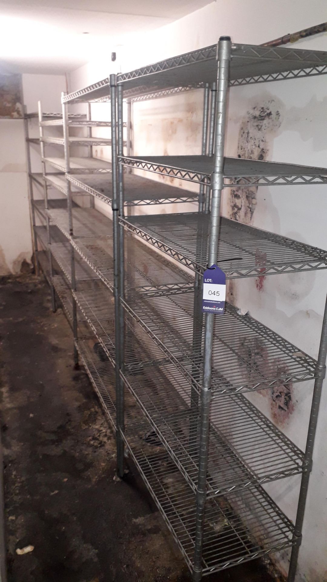 4 bays of Wire Shelving (purchaser to dismantle)