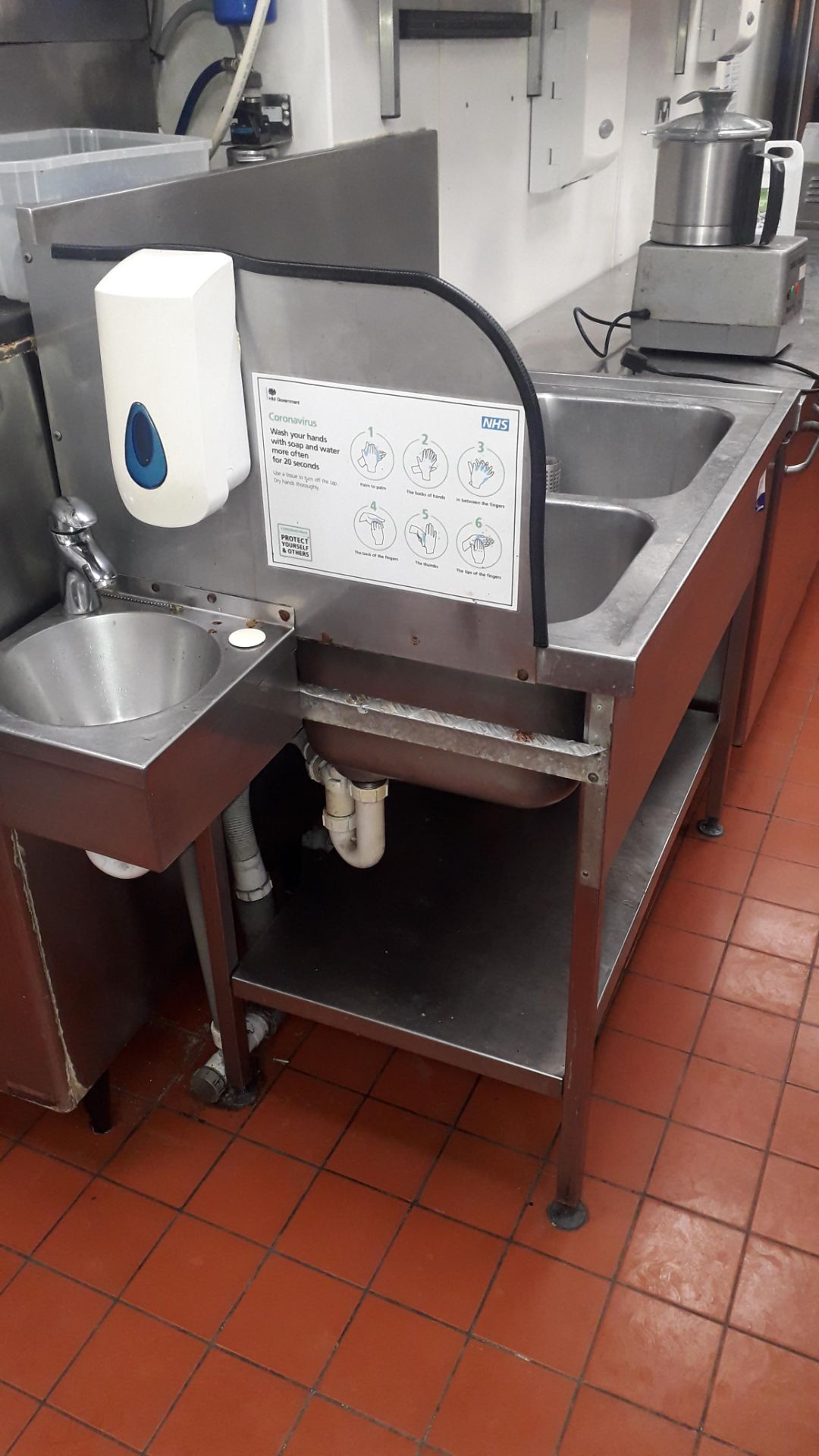 Stainless steel commercial double Sink with splashback & shelf under 1100 x 700mm and stainless - Image 3 of 4