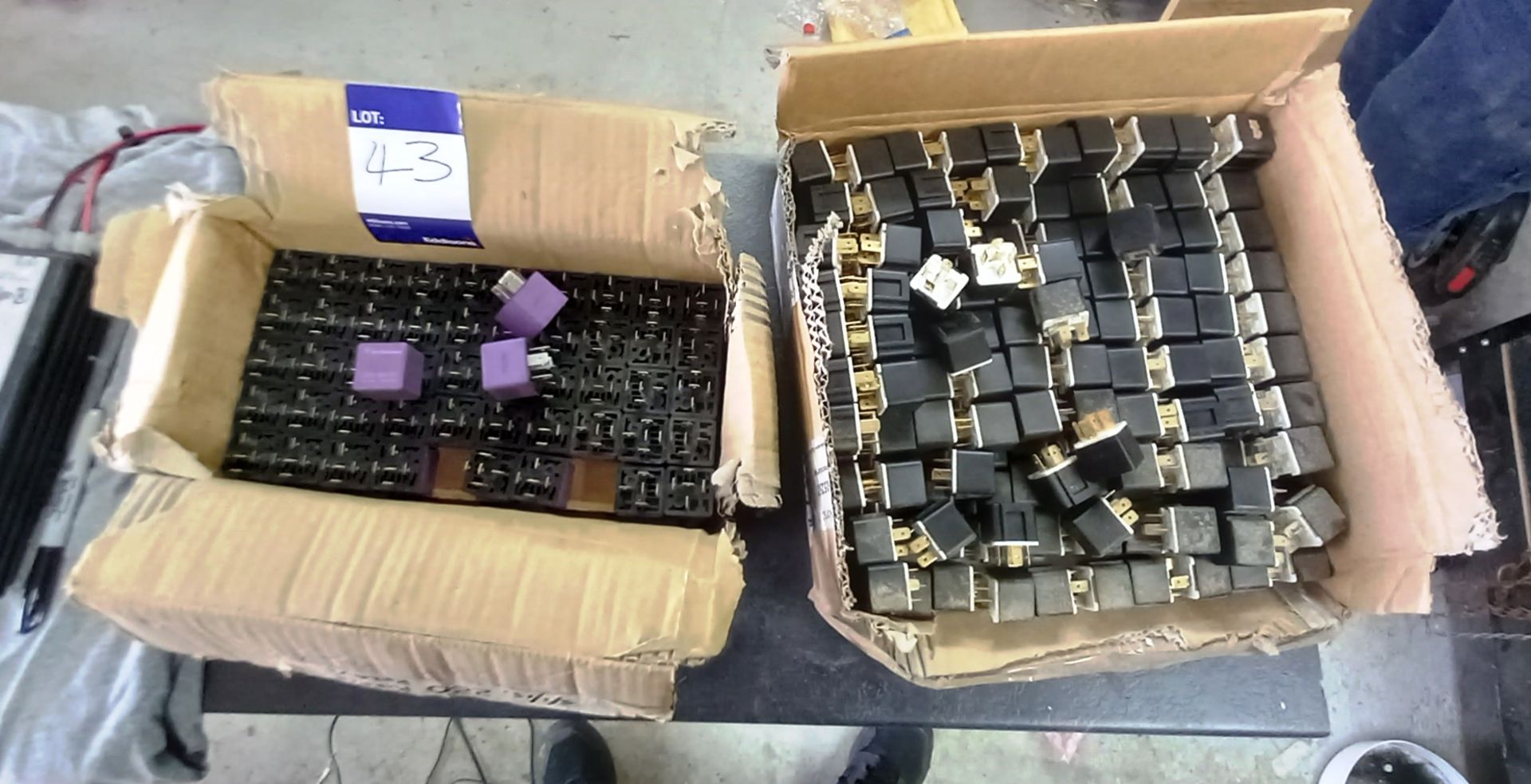 2 x Boxes of Tyco Electronics relays, 12V, Europea