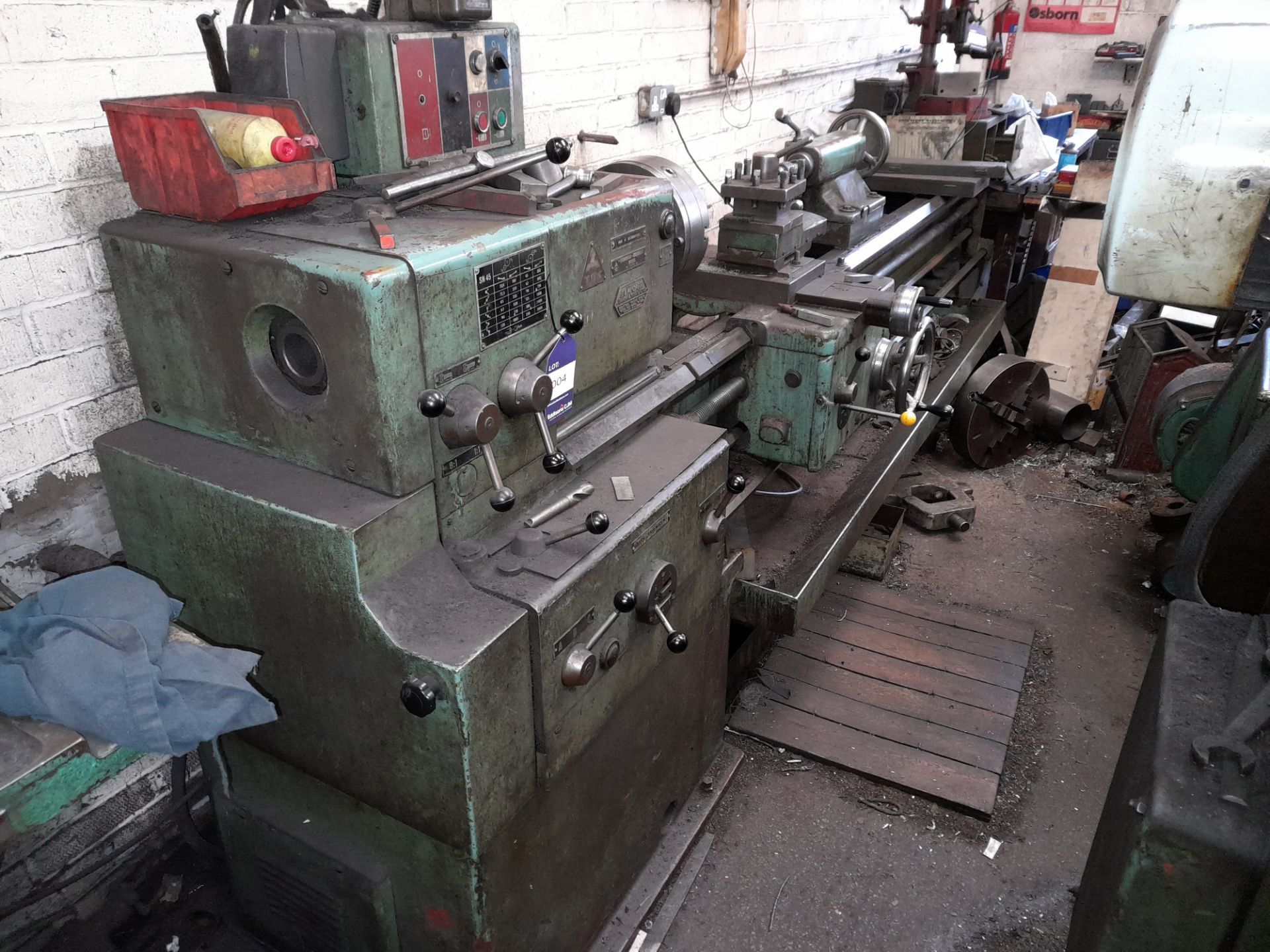 TOS SN-45B Long Bed Lathe with 3 & 4 Jaw Chuck, Steady and small selection of tooling