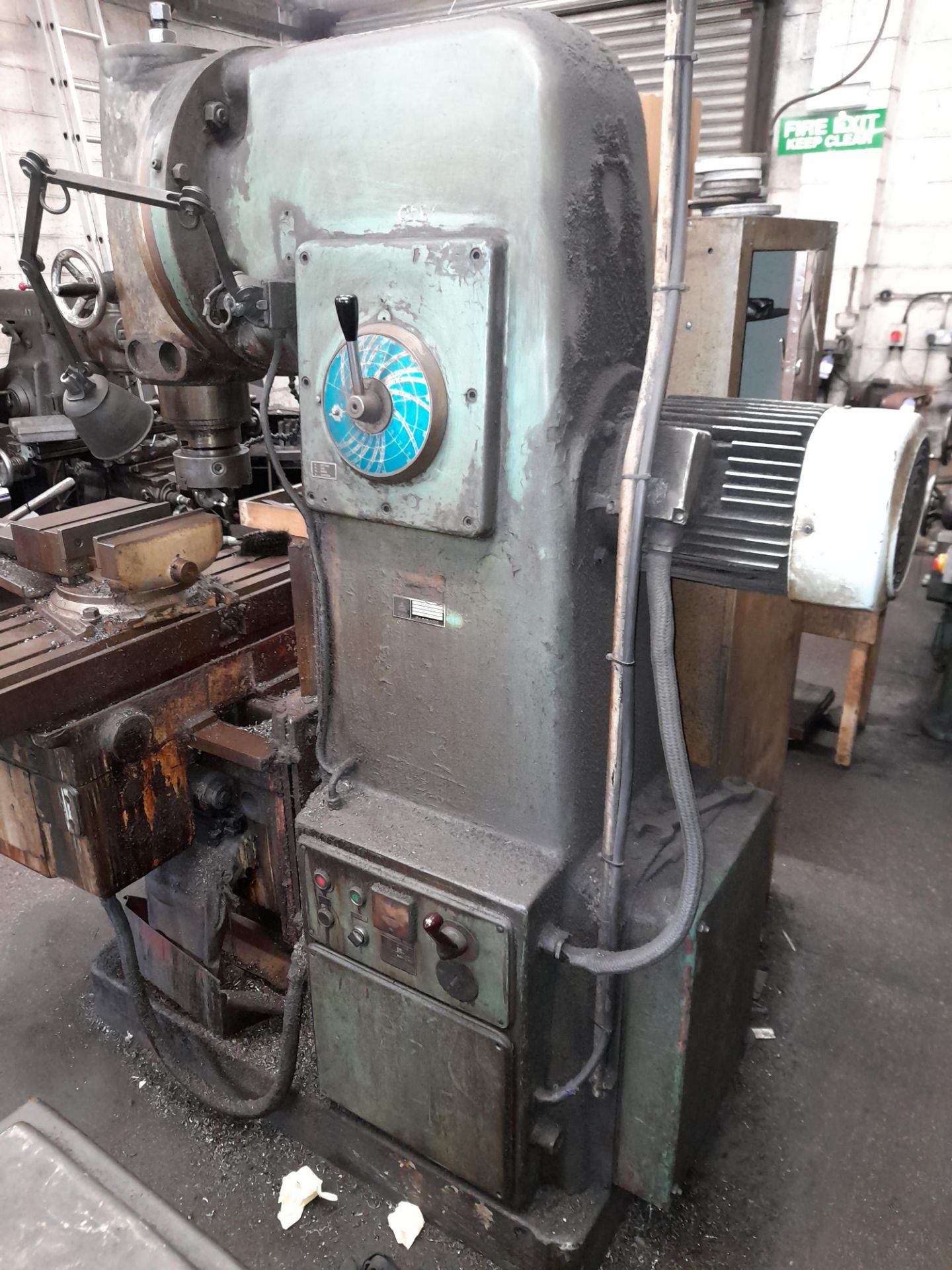 TOS FA4AV Vertical Milling / Boring Machine, S/n 61299 - Image 5 of 7