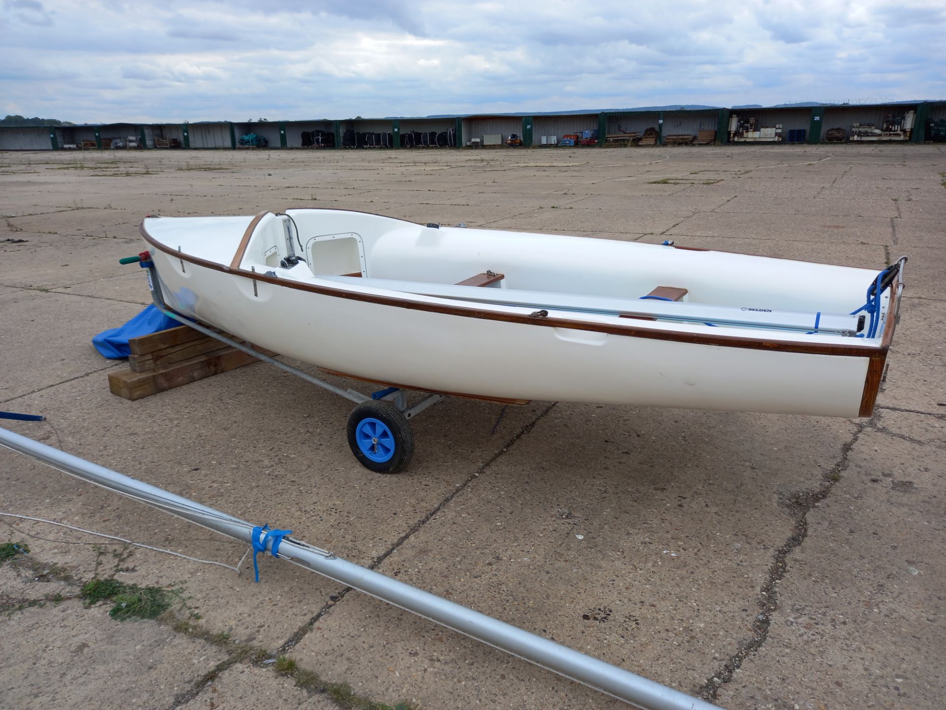 Bosun Sailing Dinghy and Trailer- Unused - Image 3 of 8