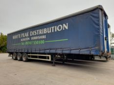 SDC 44' triaxle curtain side trailer with barn doo