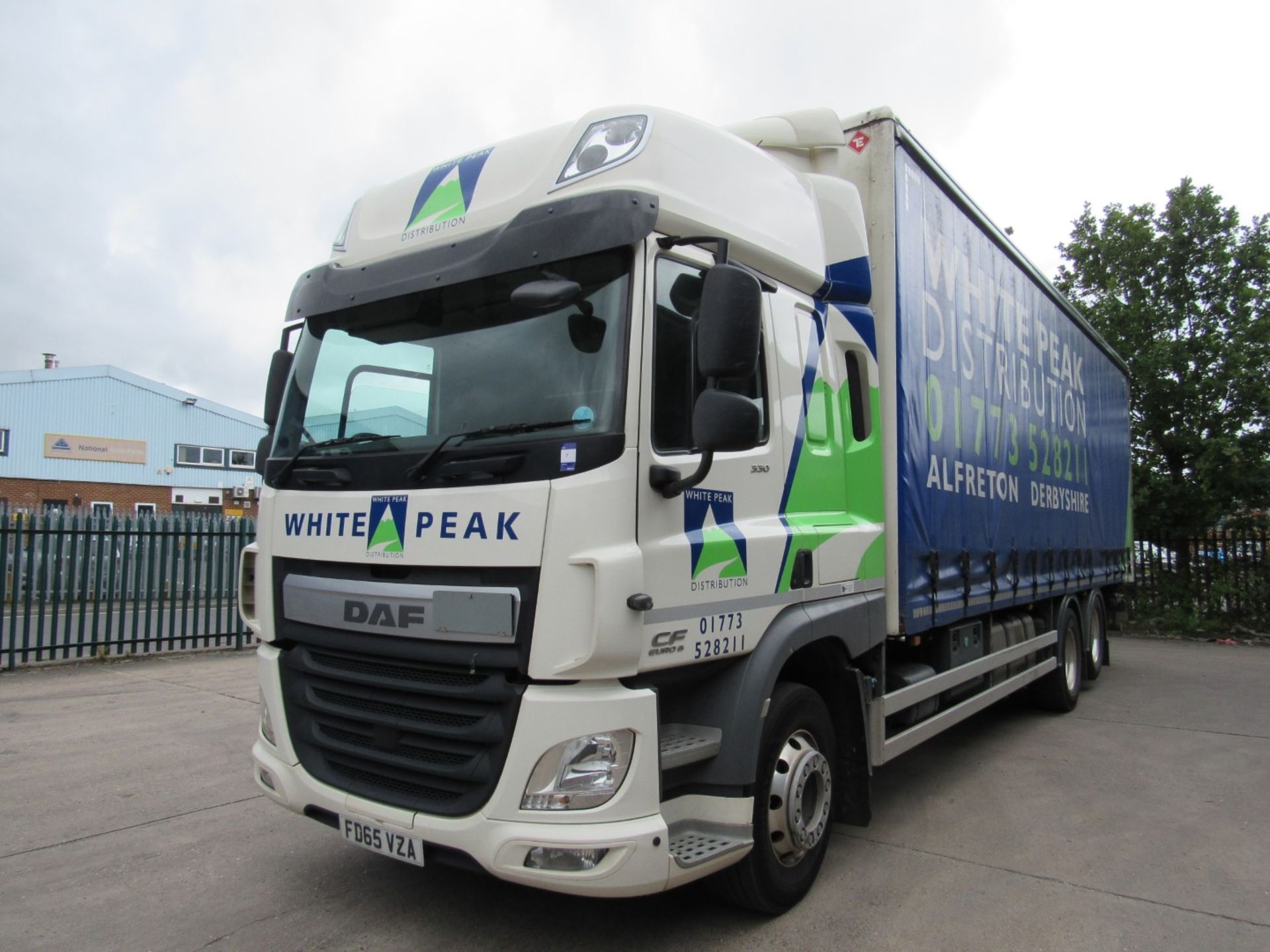 Daf CF 330 FAS 6x2 Lift Axel,Euro 6 Space Chassis - Image 3 of 33