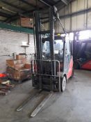 Linde H20 2,000kg gas Forklift Truck, S/N H2X392S03758, year 2005, thorough examination 11/06/22