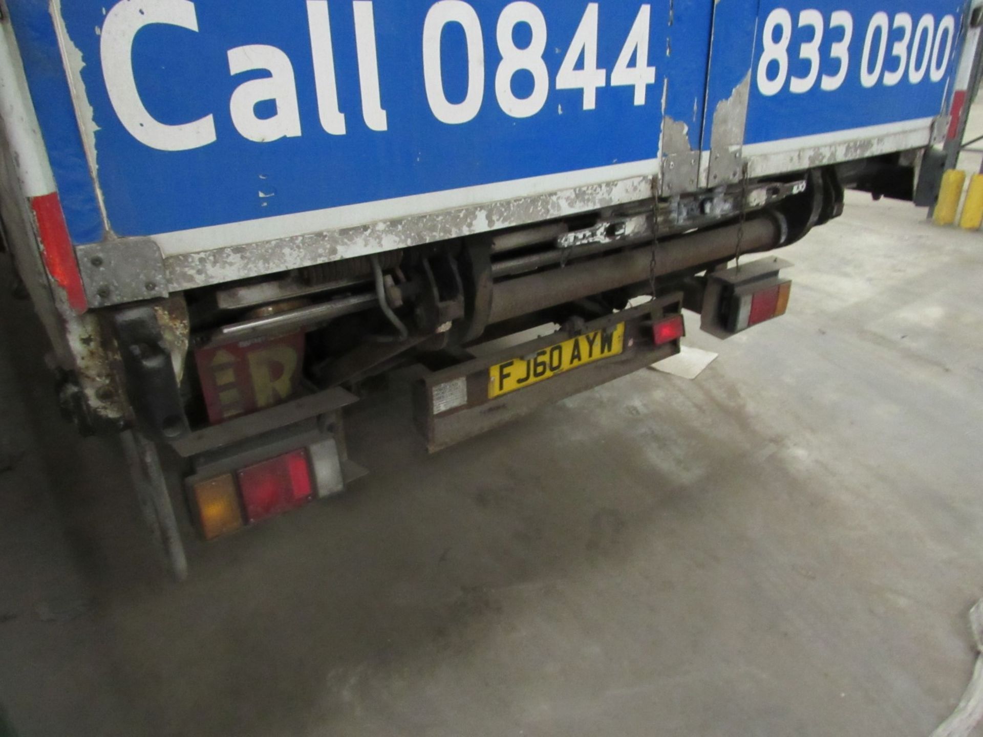 Isuzu Forward N75.190E 7.5T GVW chassis day cab, E - Image 5 of 16