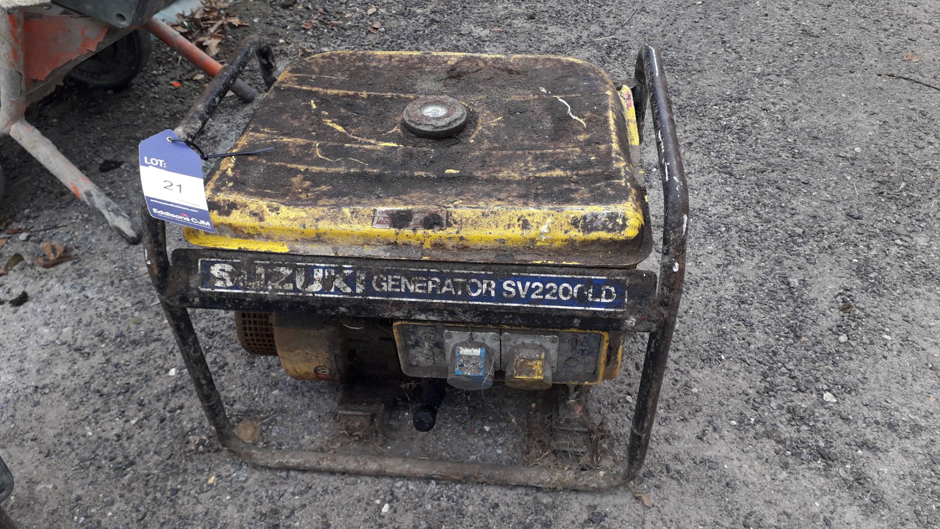 Suzuki SV2200LD Portable Generator (Requires Service)