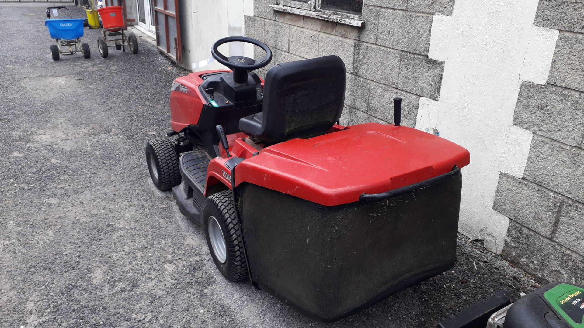 Mountfield 1530M Type MP84 Ride on Mower, Serial Number 2T2020483/M1S (2017) - Image 2 of 4