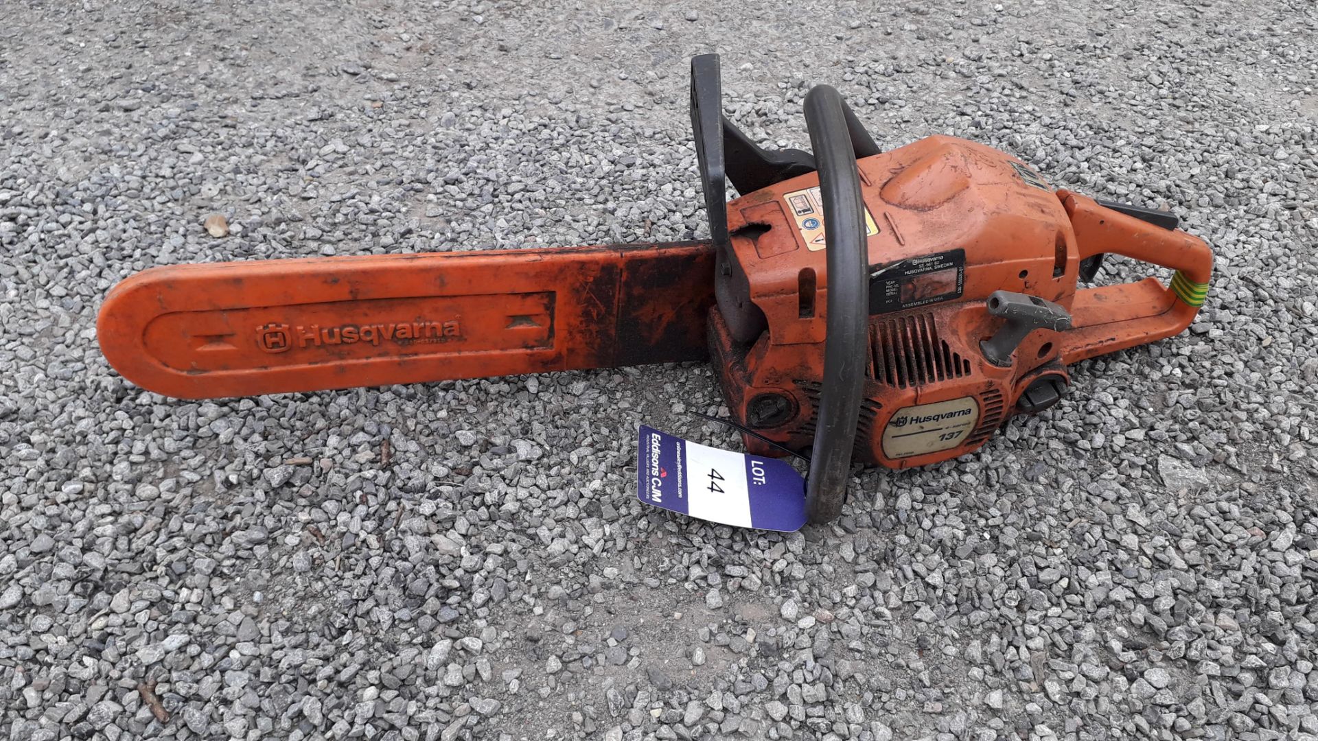 Husqvarna E Series 137 Petrol Engine Chain Saw