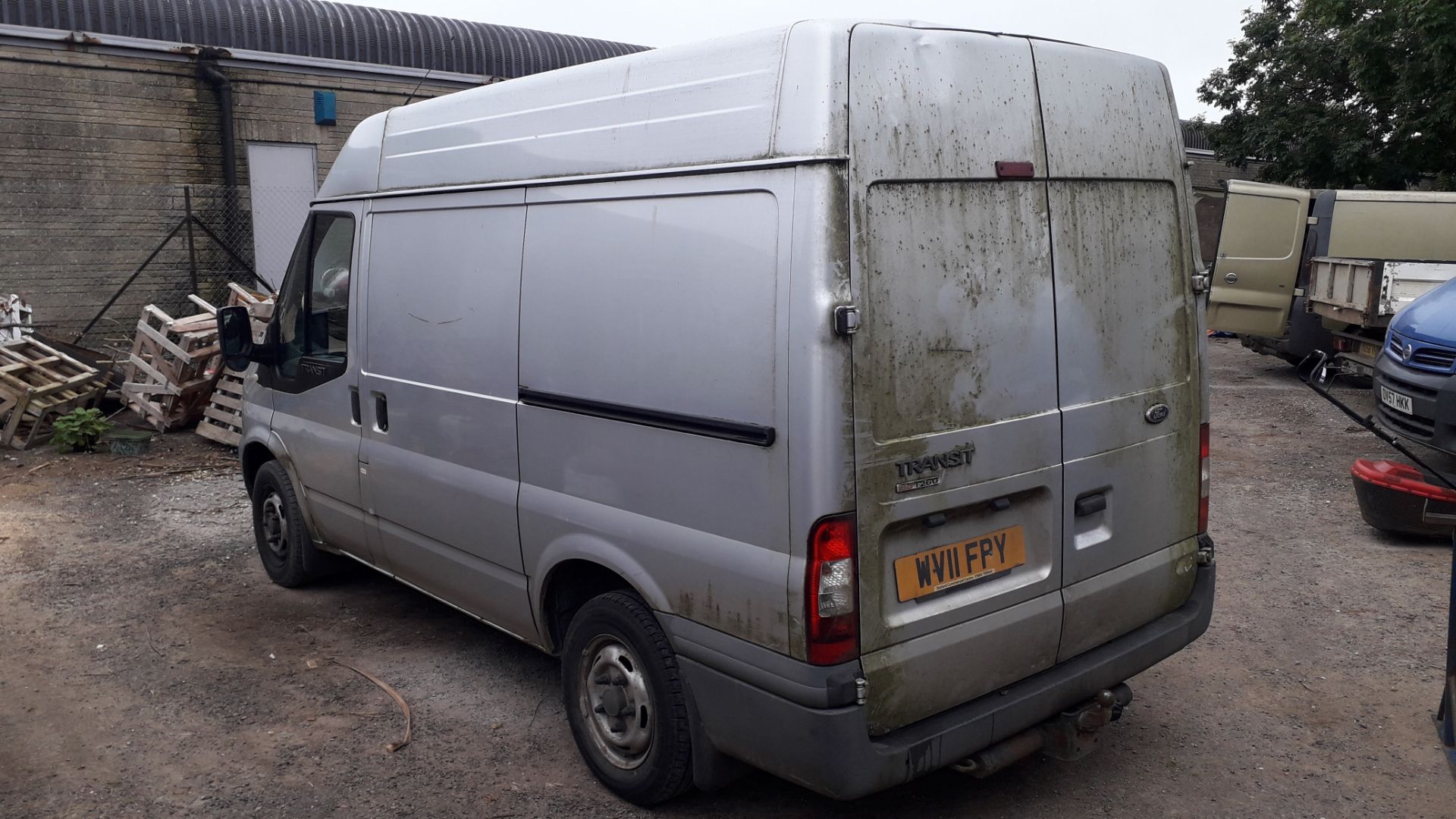 Ford Transit 85T 260 Transit Van Registration WV11 - Image 5 of 16