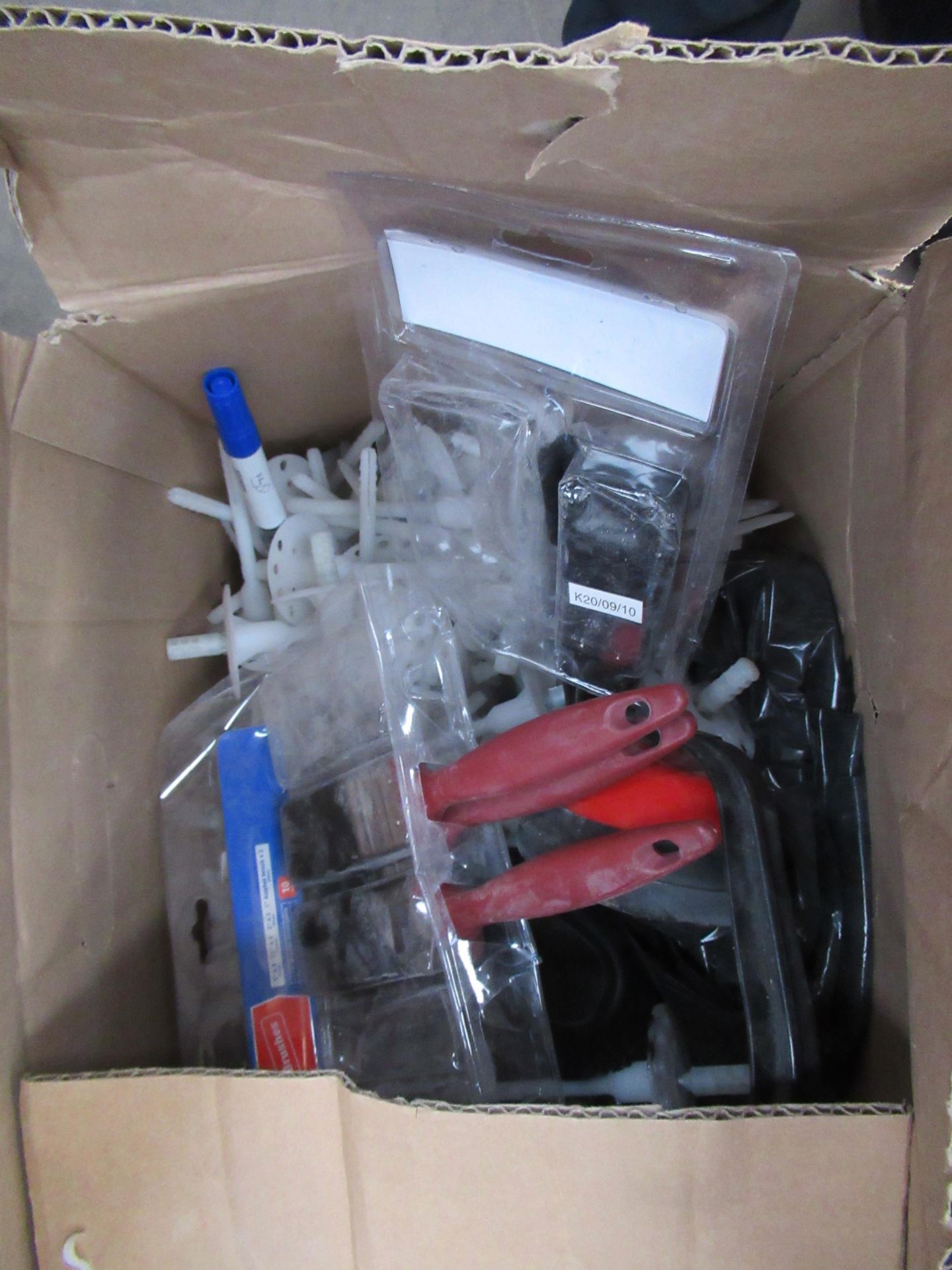 Qty of Various Screws, Bolts and Fastenings to pallet - Image 3 of 4