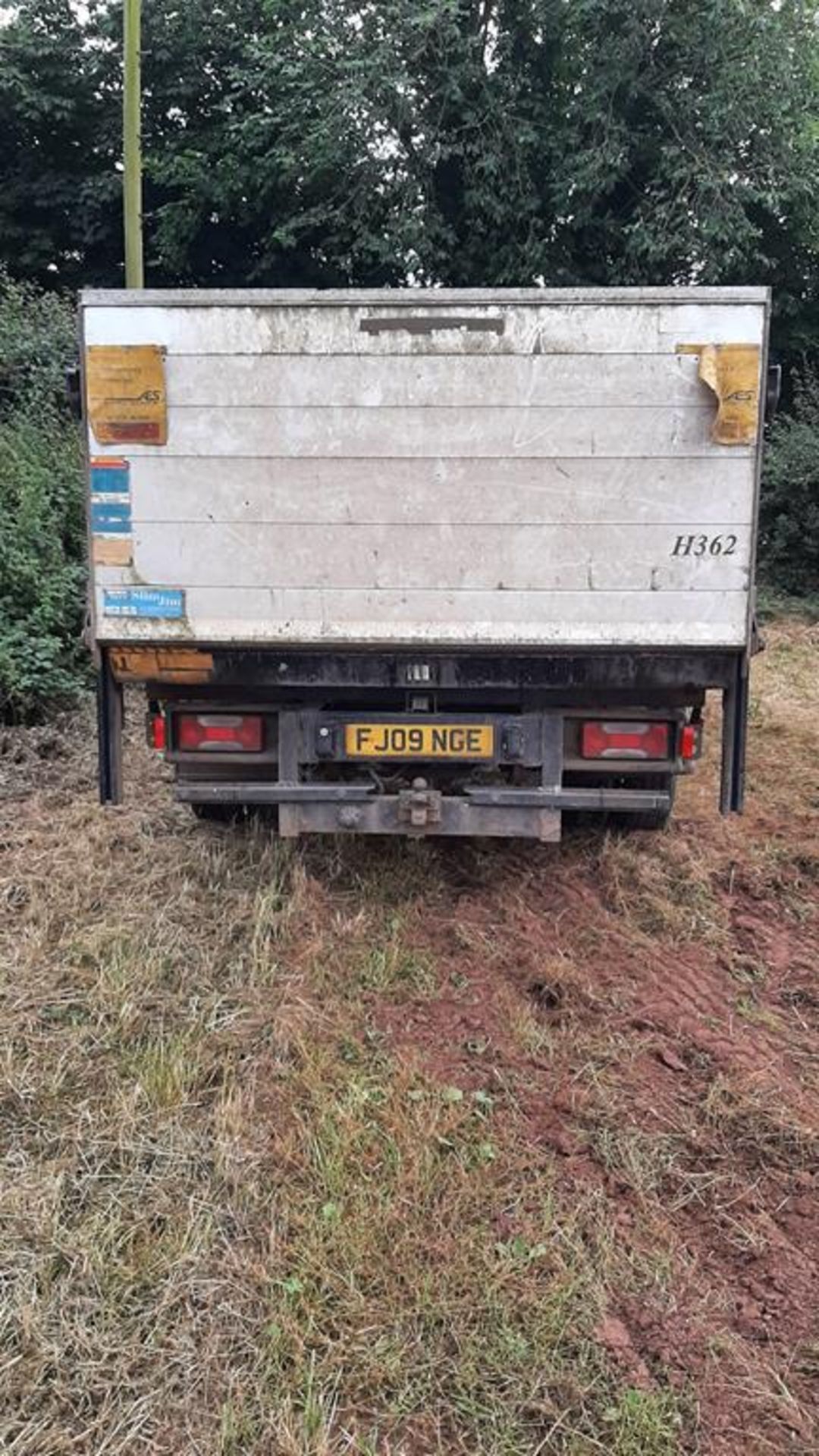 Iveco Daily 6518c 6 speed 3 way tipper - Image 18 of 19