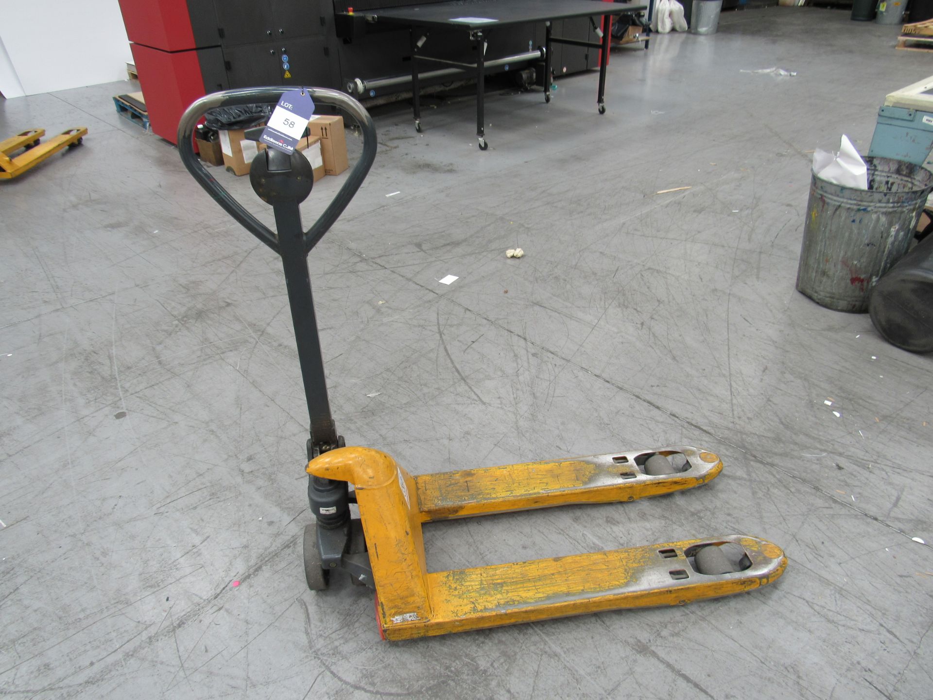 MIC AM2200, 2200Kg Pallet Truck