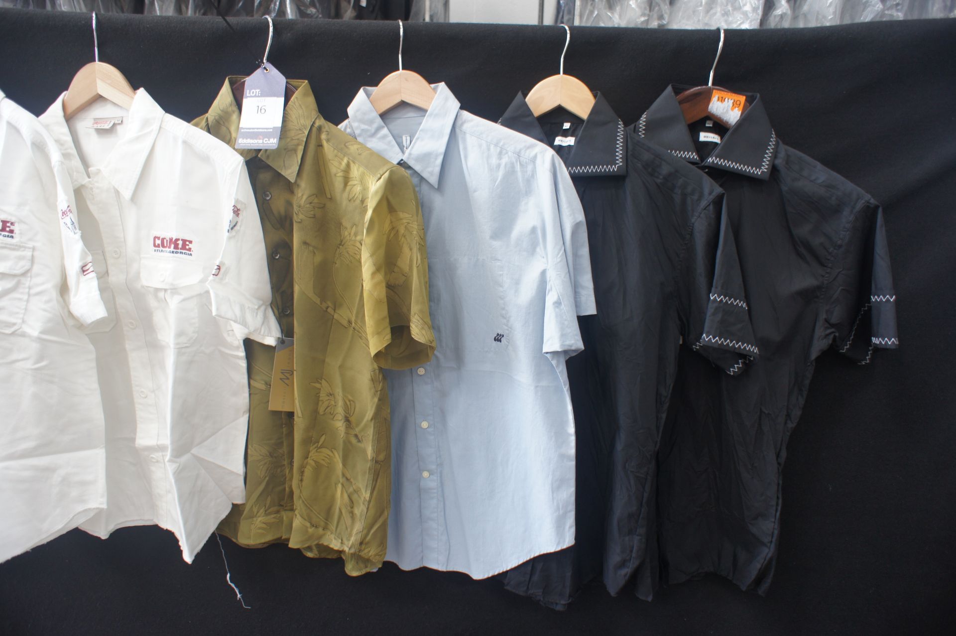 7 x Various short sleeve shirts, M - Image 3 of 3