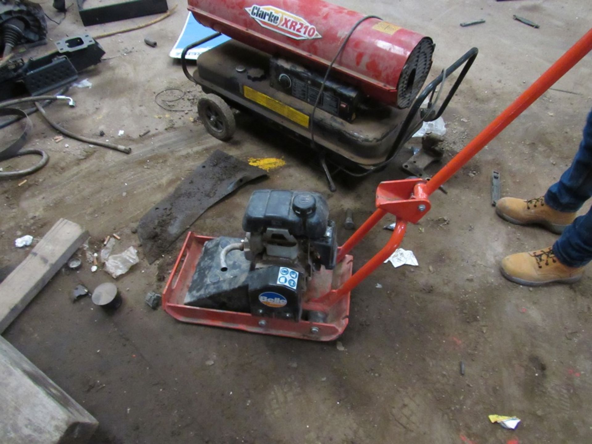 Belle minipack plate compactor with Honda engine