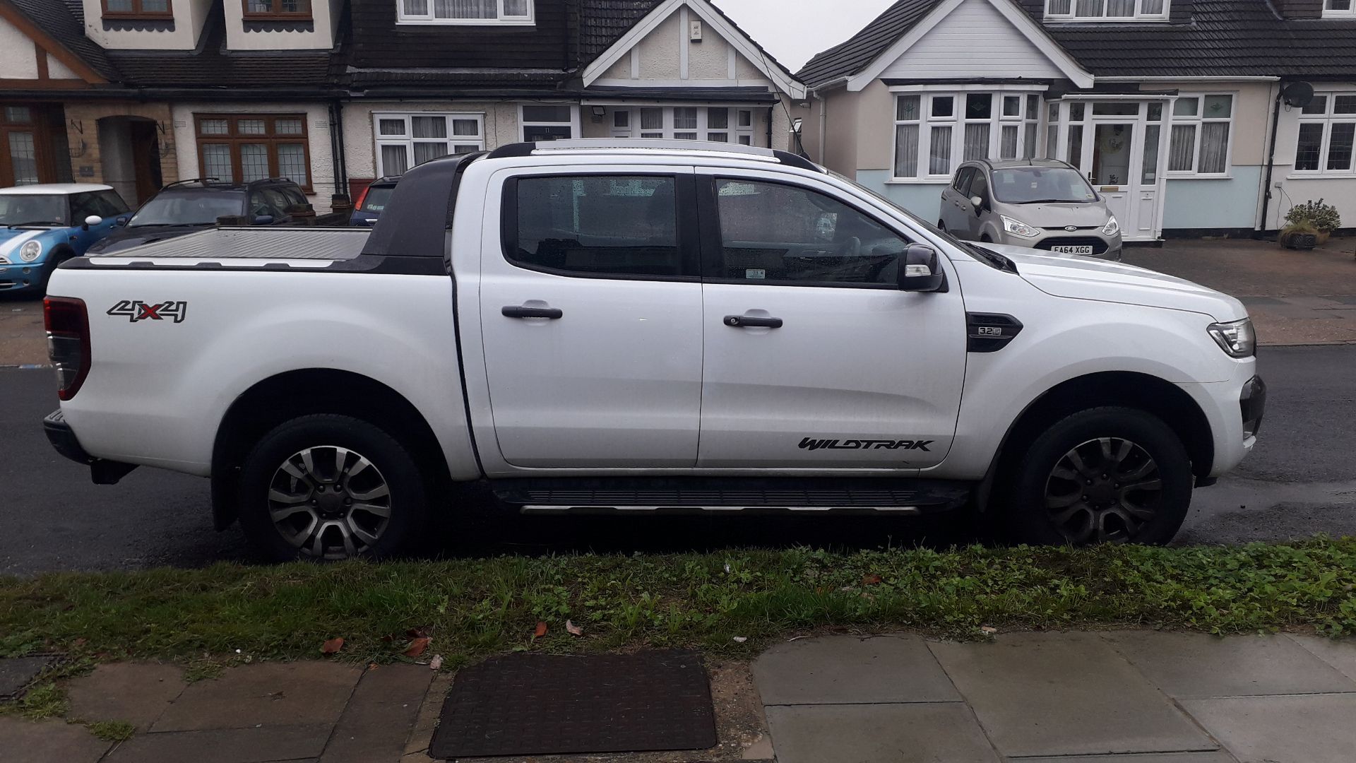 Ford Ranger Wildtrak 3.2 TDCi 200 Auto Double Cab Pick Up (2017) - Image 8 of 26