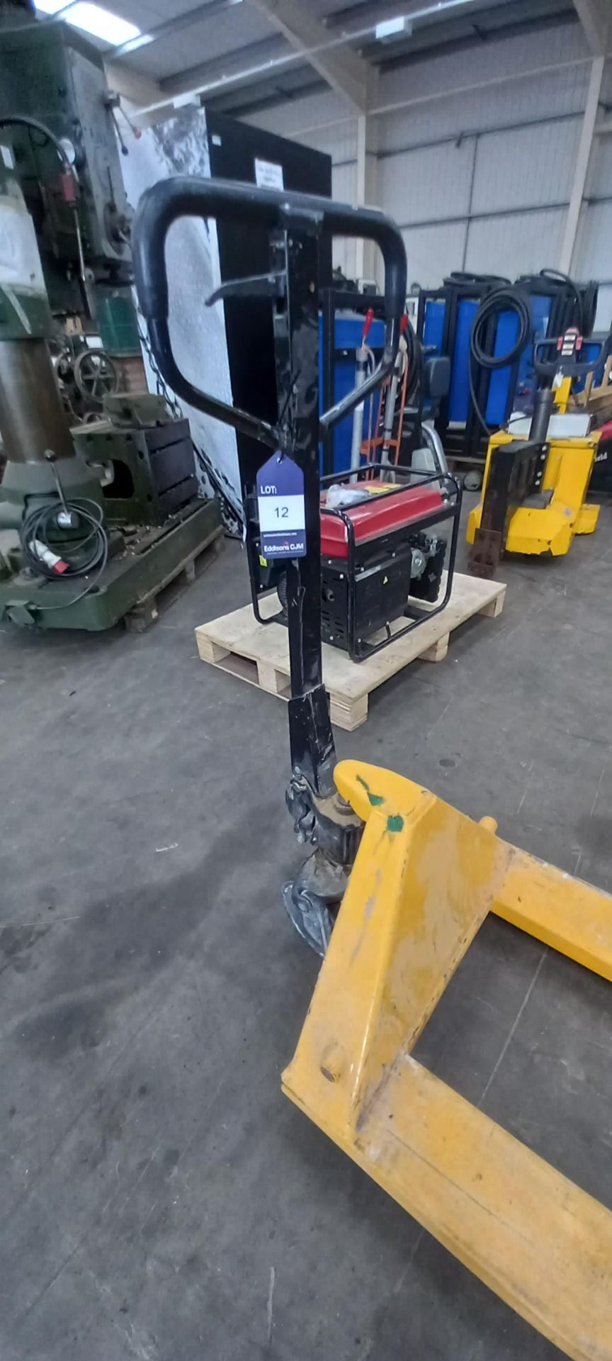 Pallet truck, extra long tine - Image 2 of 2