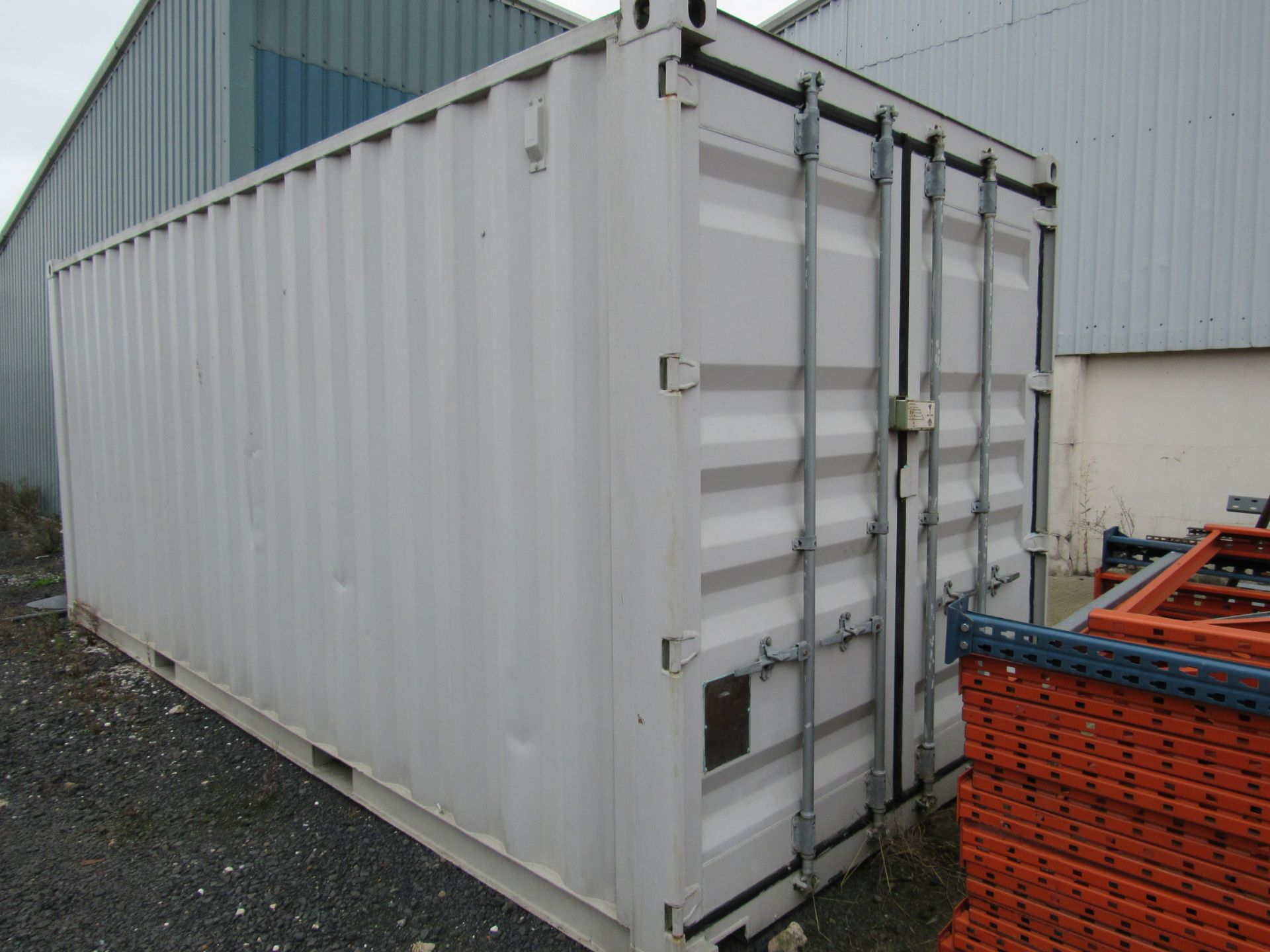 Shipping container, 20ft, 2005, containing assorted tools. (Located Skiff Lane, Holme Upon