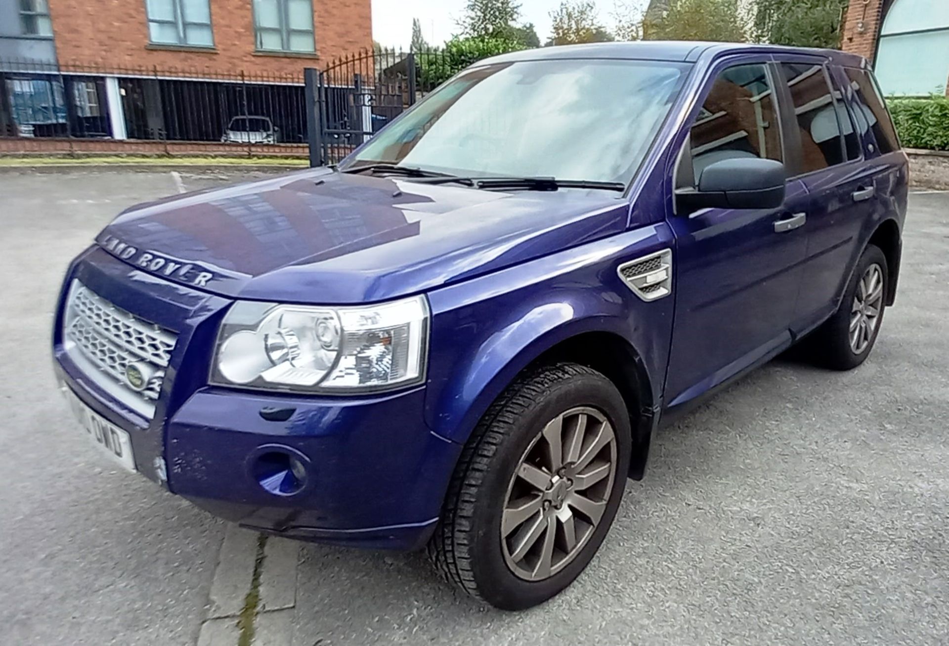 Land Rover Freelander 2 HSE TD4, registration number AU10 0WD, first registered 8 March 2010, odomet - Image 2 of 12