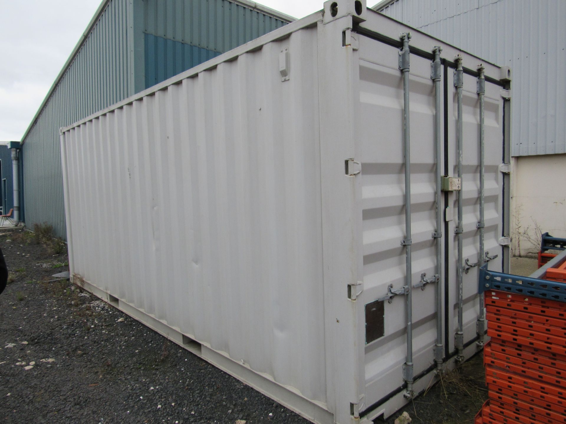 Shipping container, 20ft, 2005, containing assorted tools. (Located Skiff Lane, Holme Upon - Image 2 of 14